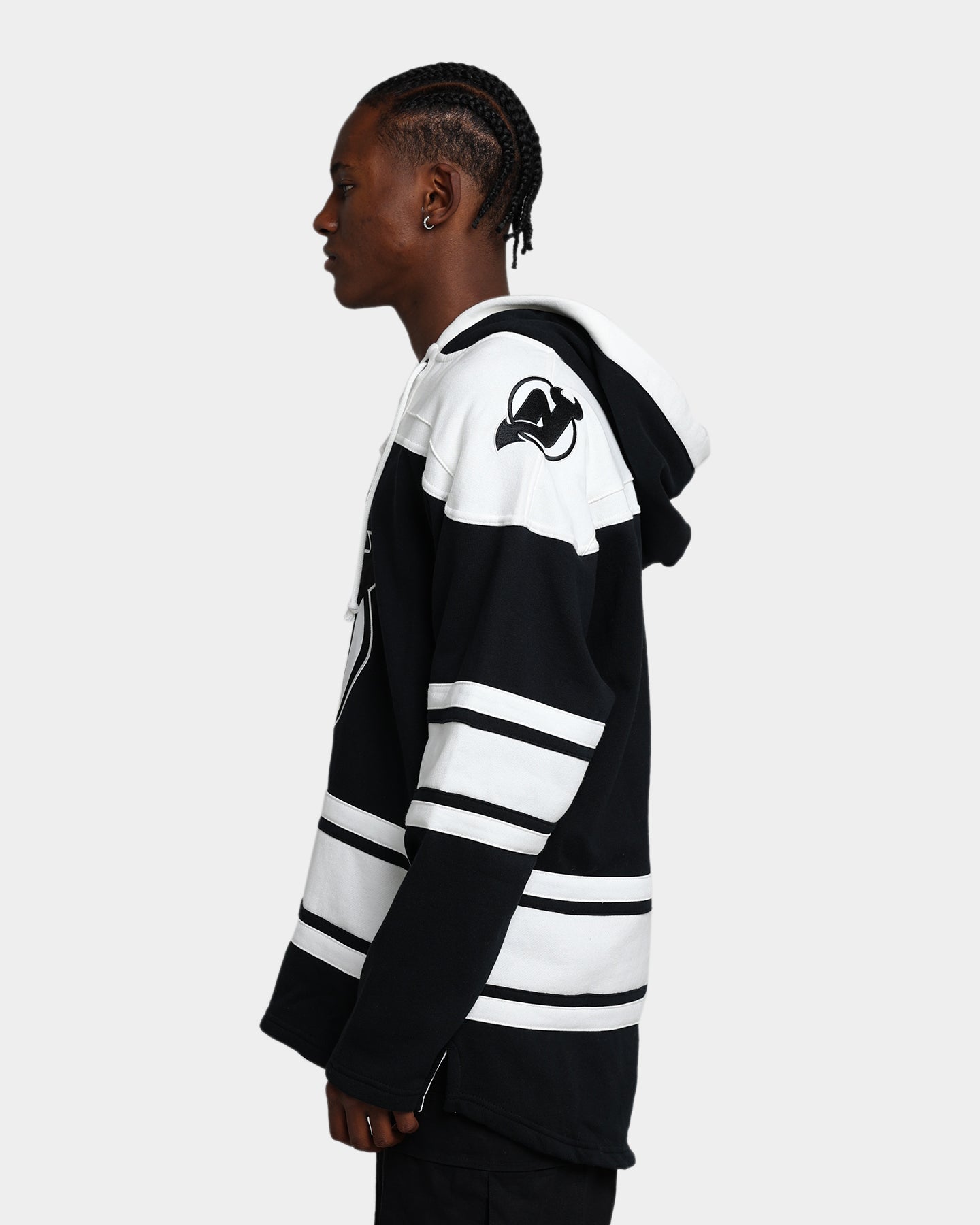 47 Brand New Jersey Devils Superior Lacer Hoodie - Jet Black NHL Fan Apparel for Men & Women - Perfect for Game Day, Tailgating, and Winter Fashion