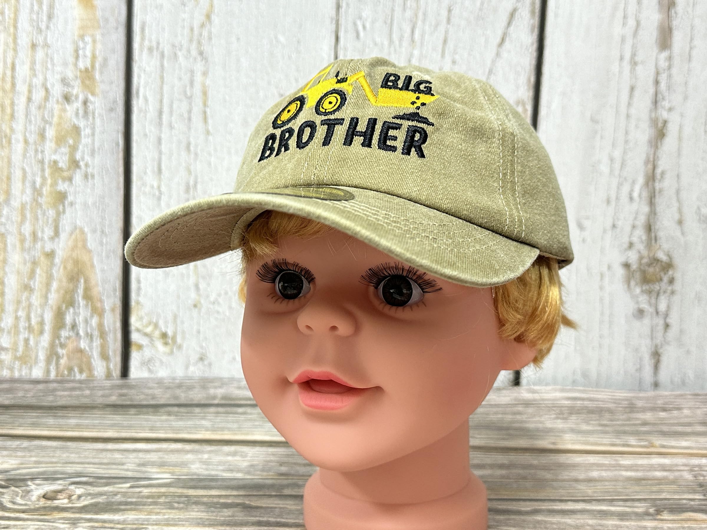 Embroidered Baseball Caps for Kids - Unisex & Stylish for Outdoor Play