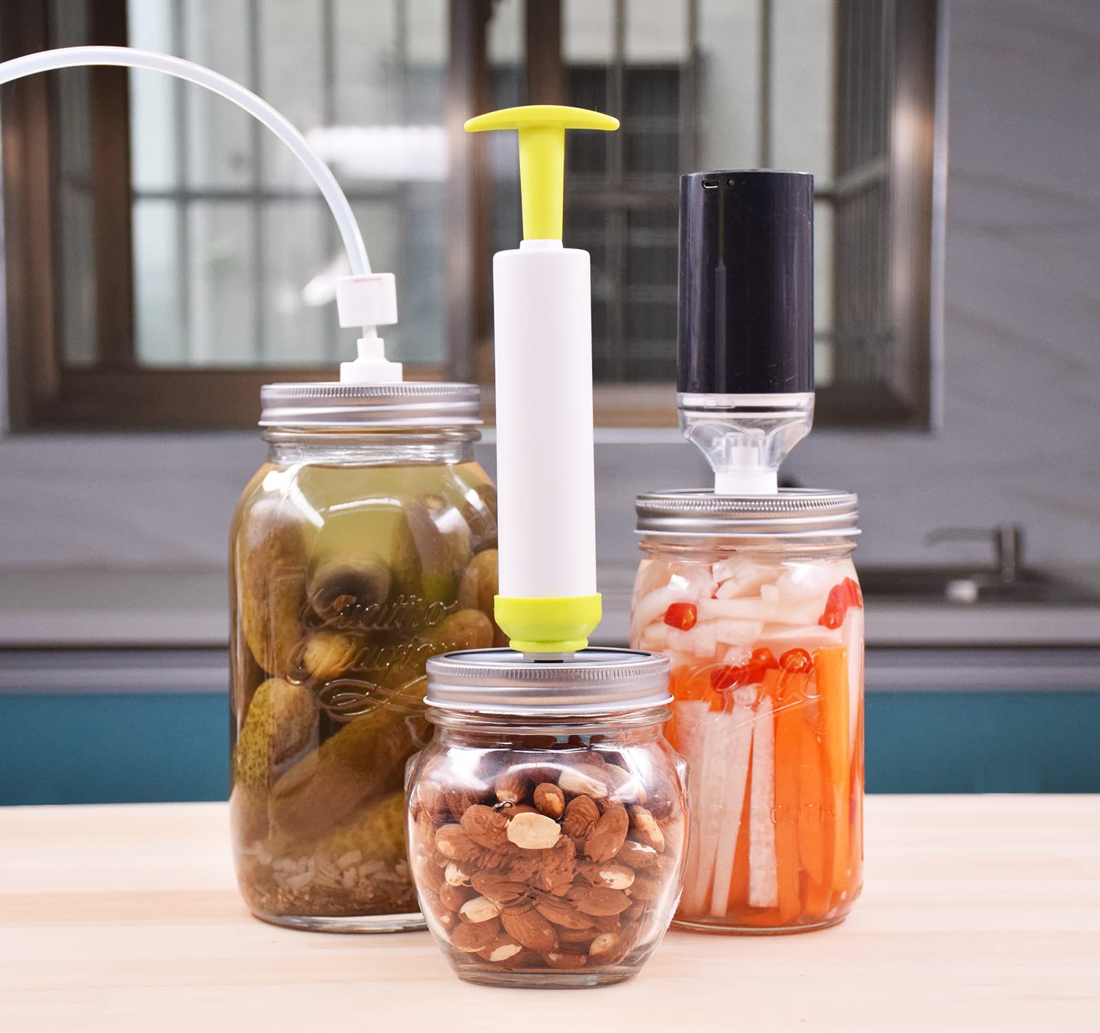 5-Piece Stainless Steel Reusable Mason Jar Vacuum Lids Set - Wide Mouth Silver Fermentation Lids & Vacuum Seals for Canning, Pickling, Food Storage & Meal Prep