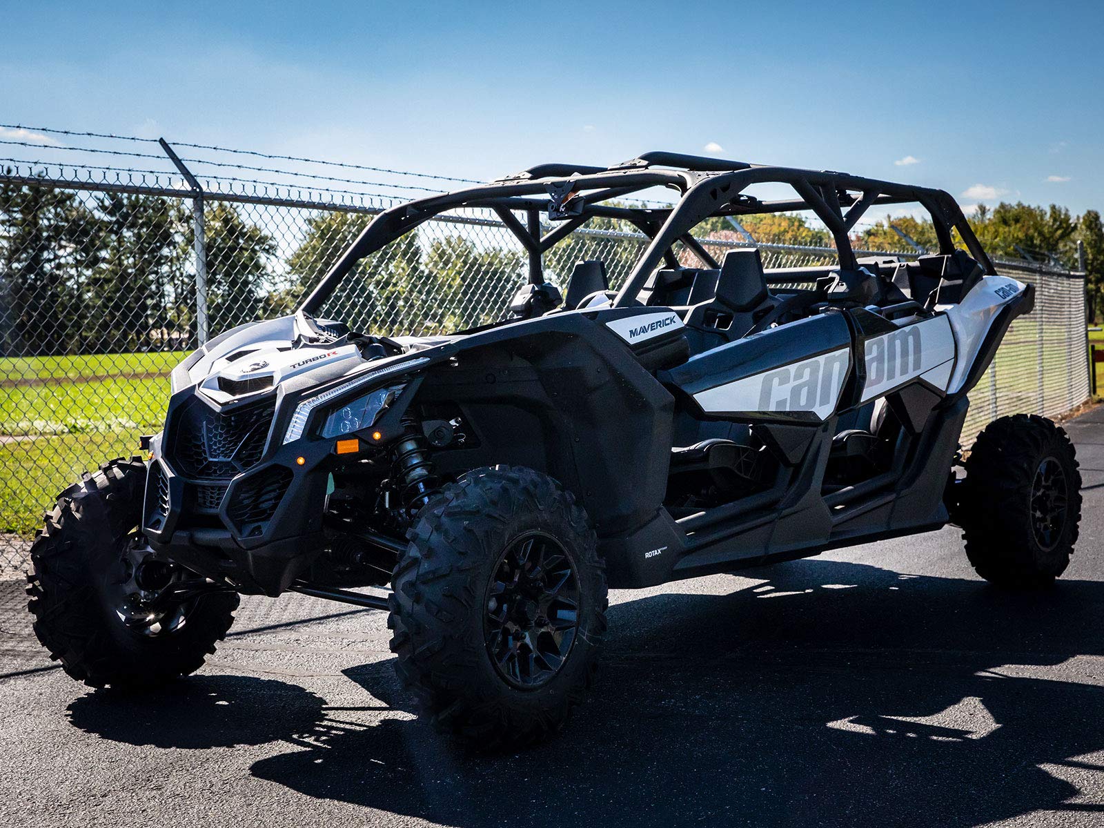 SuperATV Turn Signal Kit for Can-Am Maverick X3 (2017-2023) | Dash Mounted Rocker Switch | Plug & Play UTV Accessories | Off-Road Safety Lighting for Trail Riding & Dune Bashing