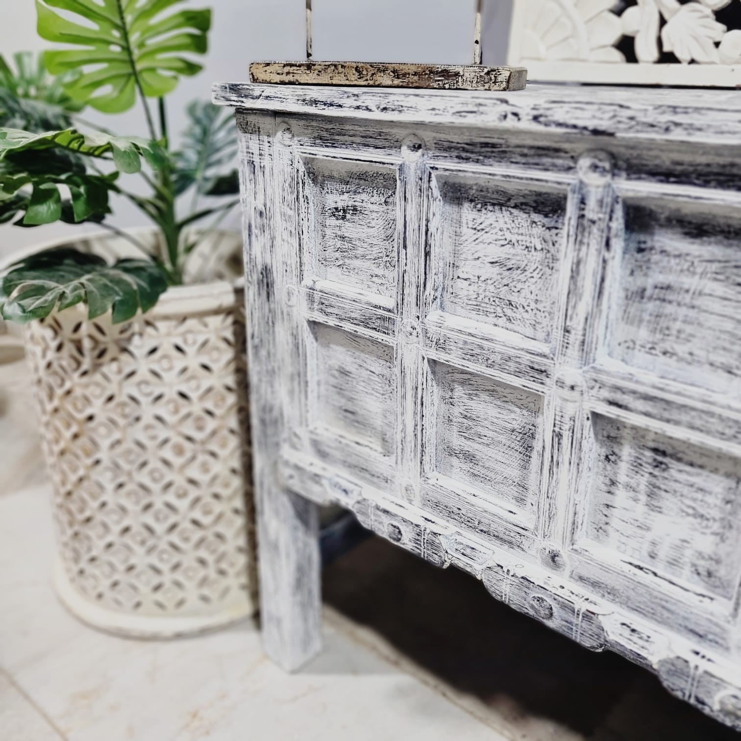 Handmade Carved Indian Solid Hardwood Console Table - Rustic Grey Finish - 45.3