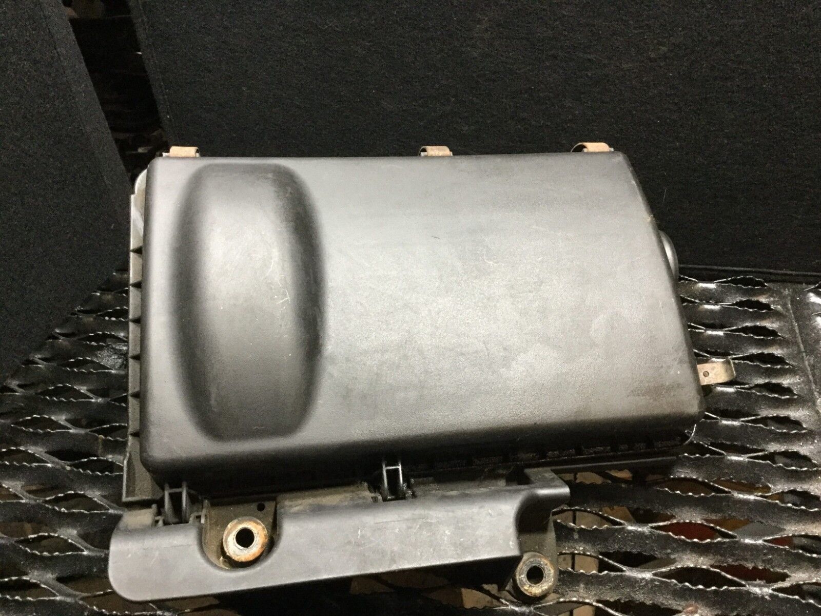 2004-2009 Toyota Prius OEM Air Intake Cleaner Box Replacement Part 100140-6980 - Improve Engine Performance & Fuel Efficiency