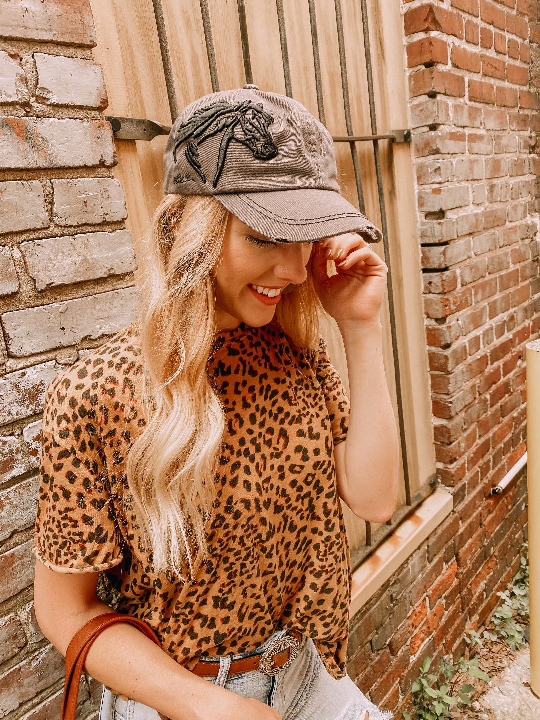 AWST International Lila 3D Horse Head Cap - Fun Animal Costume Hat for Cosplay, Halloween Parties, and Equestrian Events
