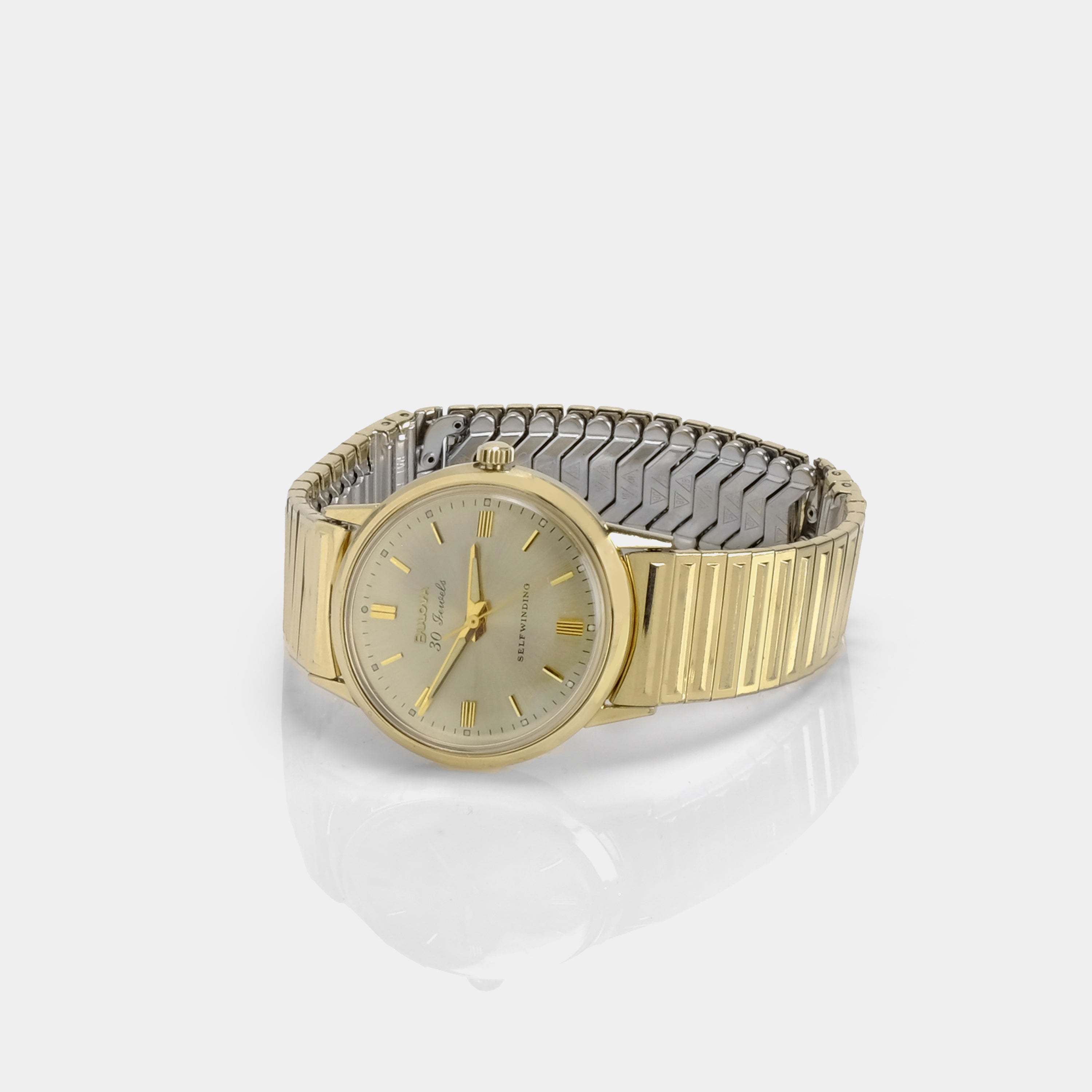 Vintage Bulova Self-Winding Automatic Gold-Plated Men's Watch - Circa 1967 Retro Timepiece | Perfect for Collectors, Gift Giving & Special Occasions