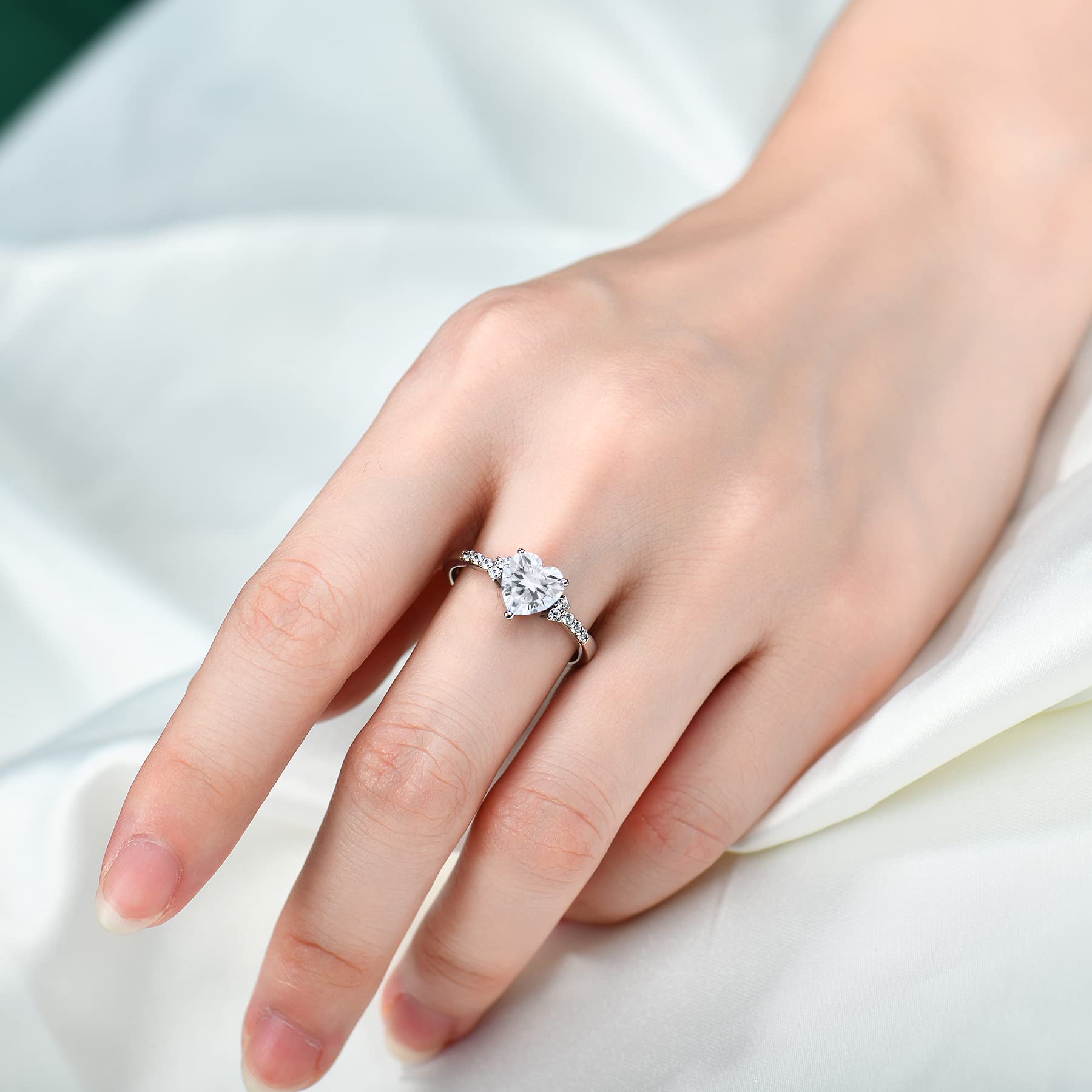 JO WISDOM 925 Sterling Silver Heart Shaped Promise Ring for Women - 7.5mm 5A Cubic Zirconia Engagement Ring, Elegant Statement Jewelry Gift for Anniversary, Valentine's Day & Special Occasions