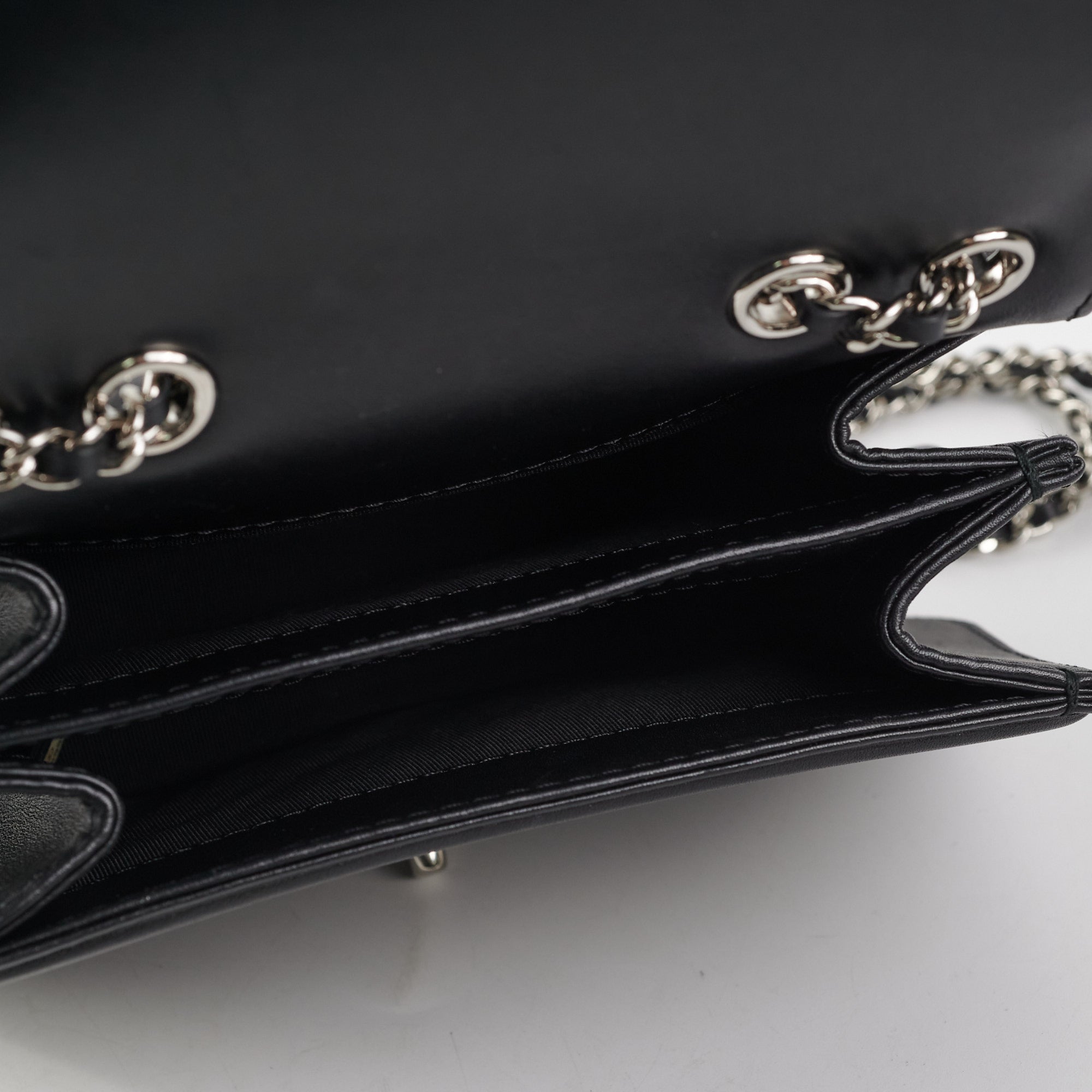 Chanel Seasonal Chain Flap Calfskin Shoulder Bag for Women - Luxury Designer Crossbody Purse for Evening Parties & Date Nights