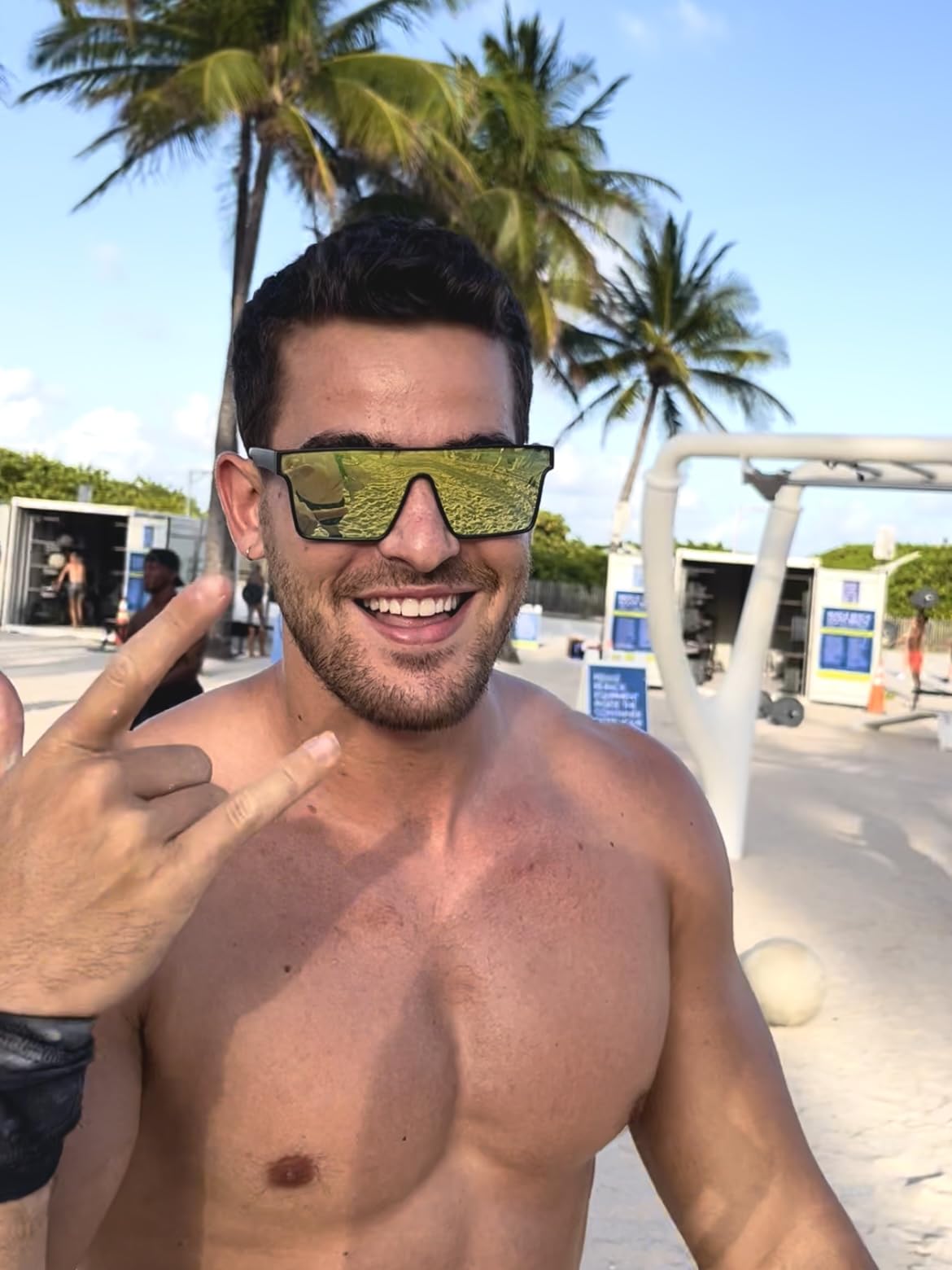 GOODEYE Polarized BOLD PLATED™ Sunglasses - UV Protection Sports & Fashion Mirrored Square Rectangle Shades for Men & Women - Perfect for Driving, Running, Cycling & Outdoor Activities