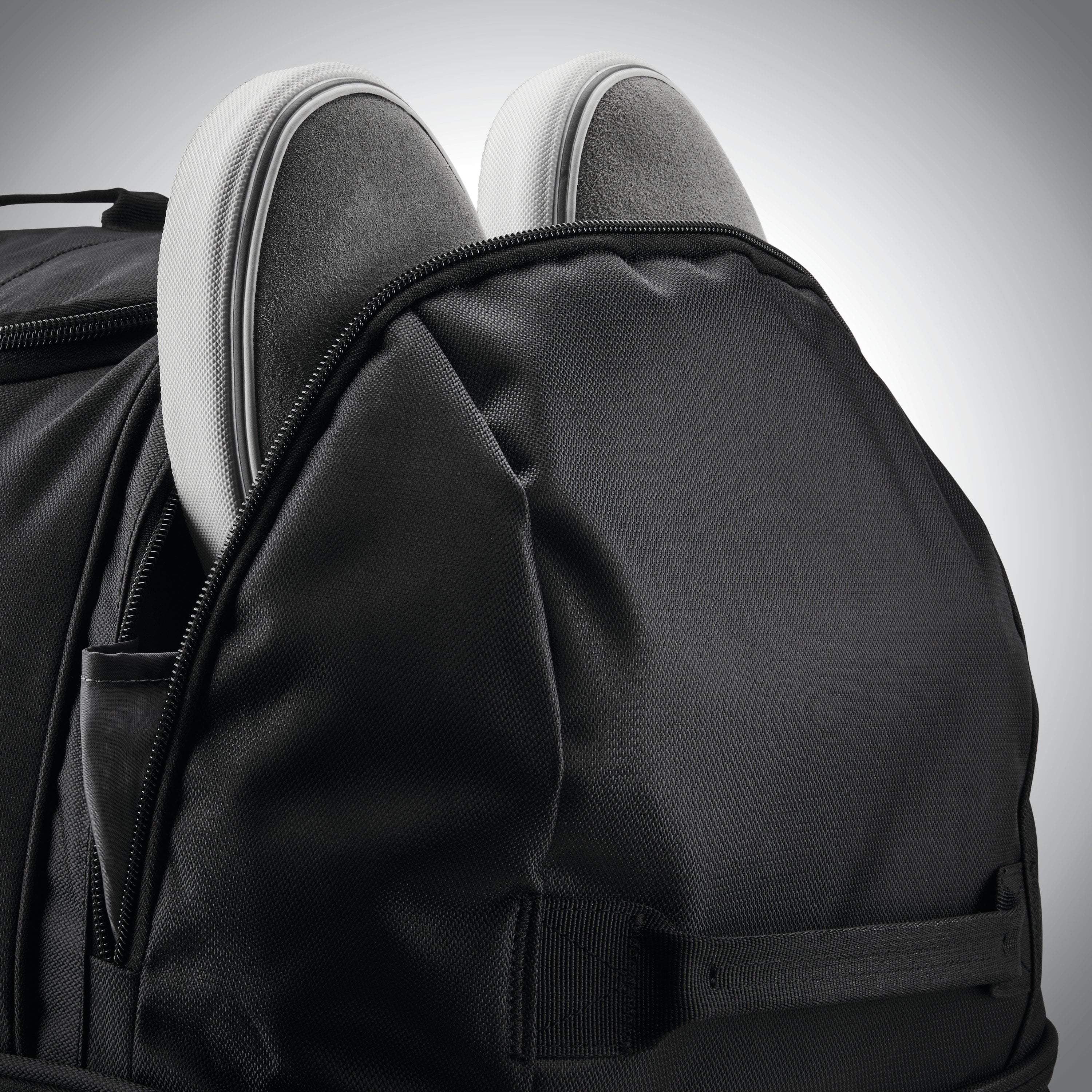 Samsonite Andante 2 28-Inch Wheeled Duffel Bag - Lightweight Spinner Luggage for Travel, Business Trips & Weekend Getaways | Durable Expandable Suitcase with 360° Wheels