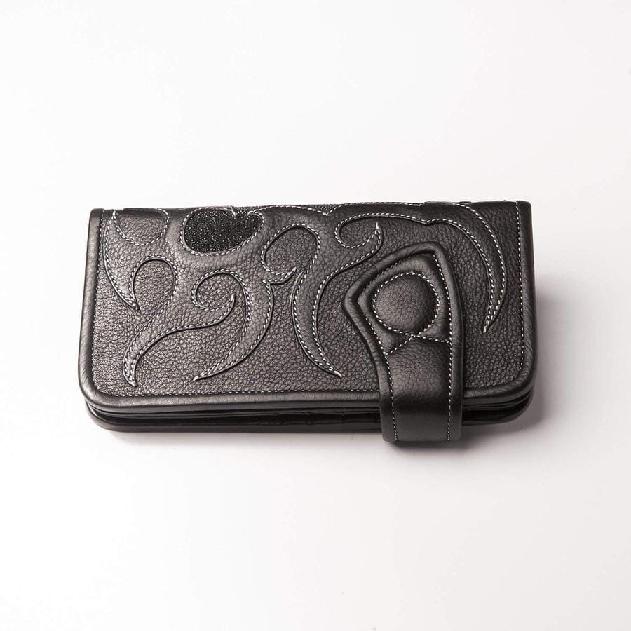 Premium Stingray Leather Skull Concho Biker Wallet for Men - Durable Long Wallet with Unique Skull Design - Perfect for Motorcycle Riders & Biker Enthusiasts