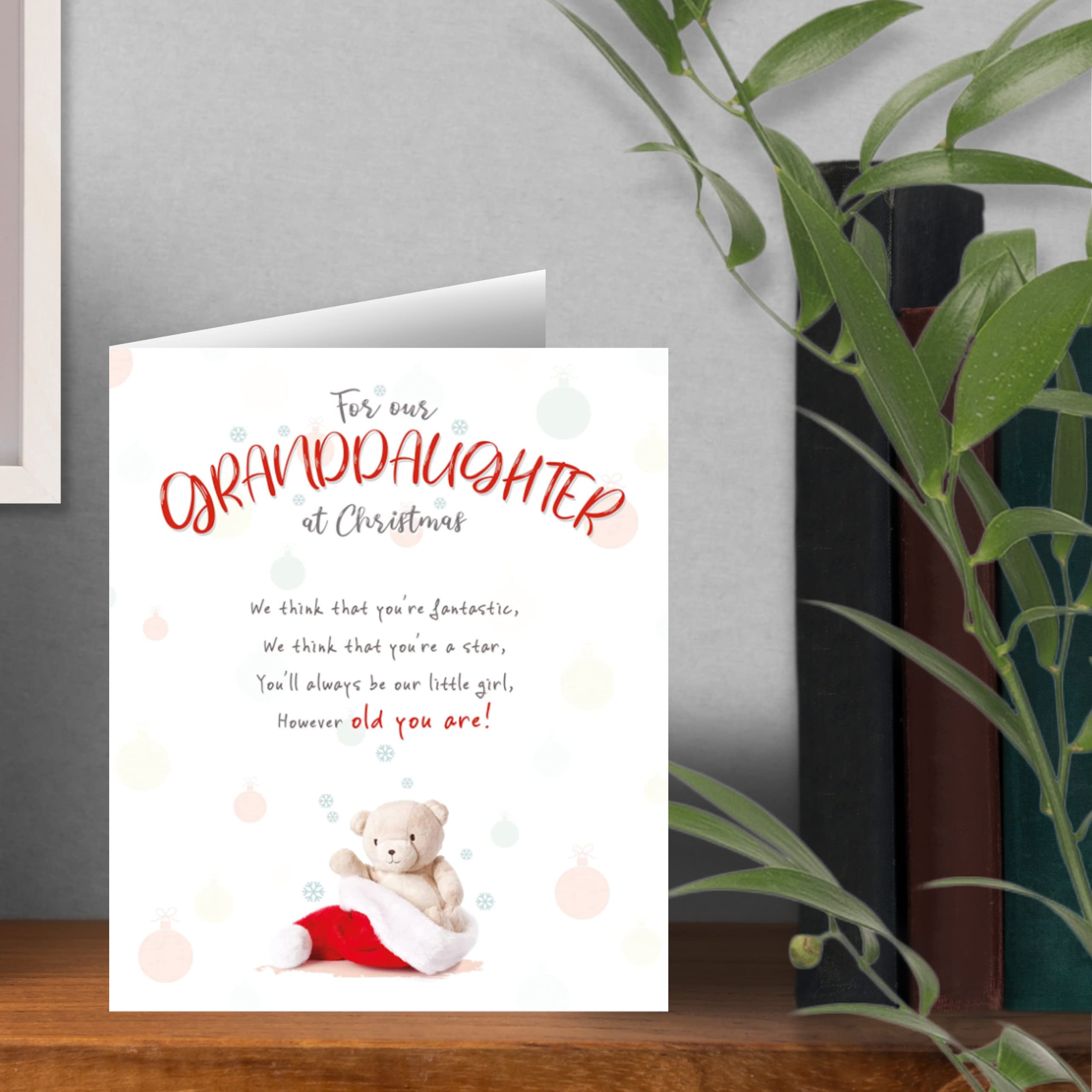 Heartfelt Granddaughter Christmas Card - Elegant Holiday Greeting Card for Granddaughters - Perfect for Family Christmas Wishes & Holiday Gifts - Use for Christmas Tree Decor, Stocking Stuffers or Sentimental Keepsakes