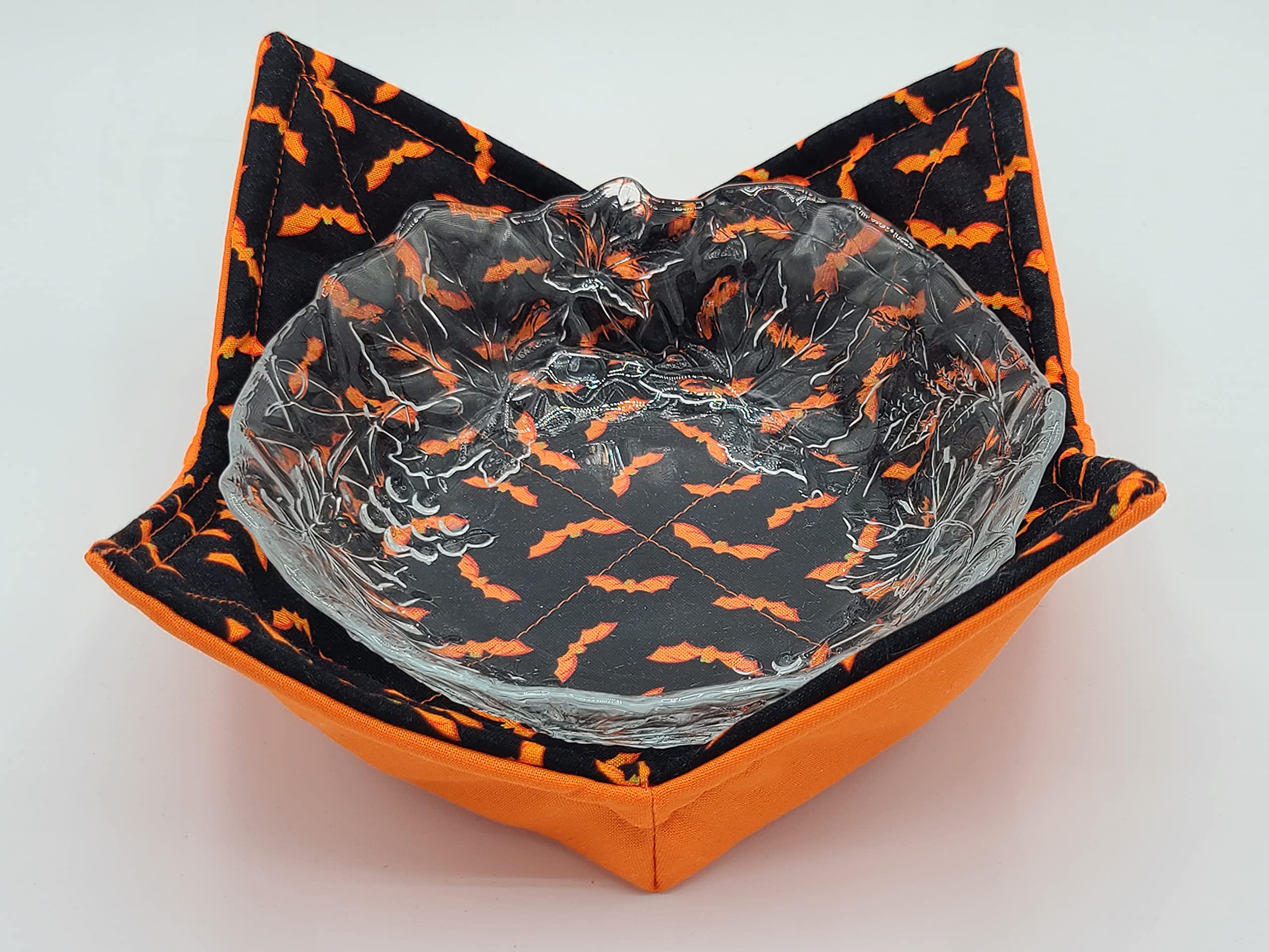 Orange Bats Microwave Cozy - Halloween Bowl Buddy with Reversible Design | Spooky Microwaveable Soup Holder & Potholder | Perfect for Halloween Parties, Soup Warming, and Kitchen Decor