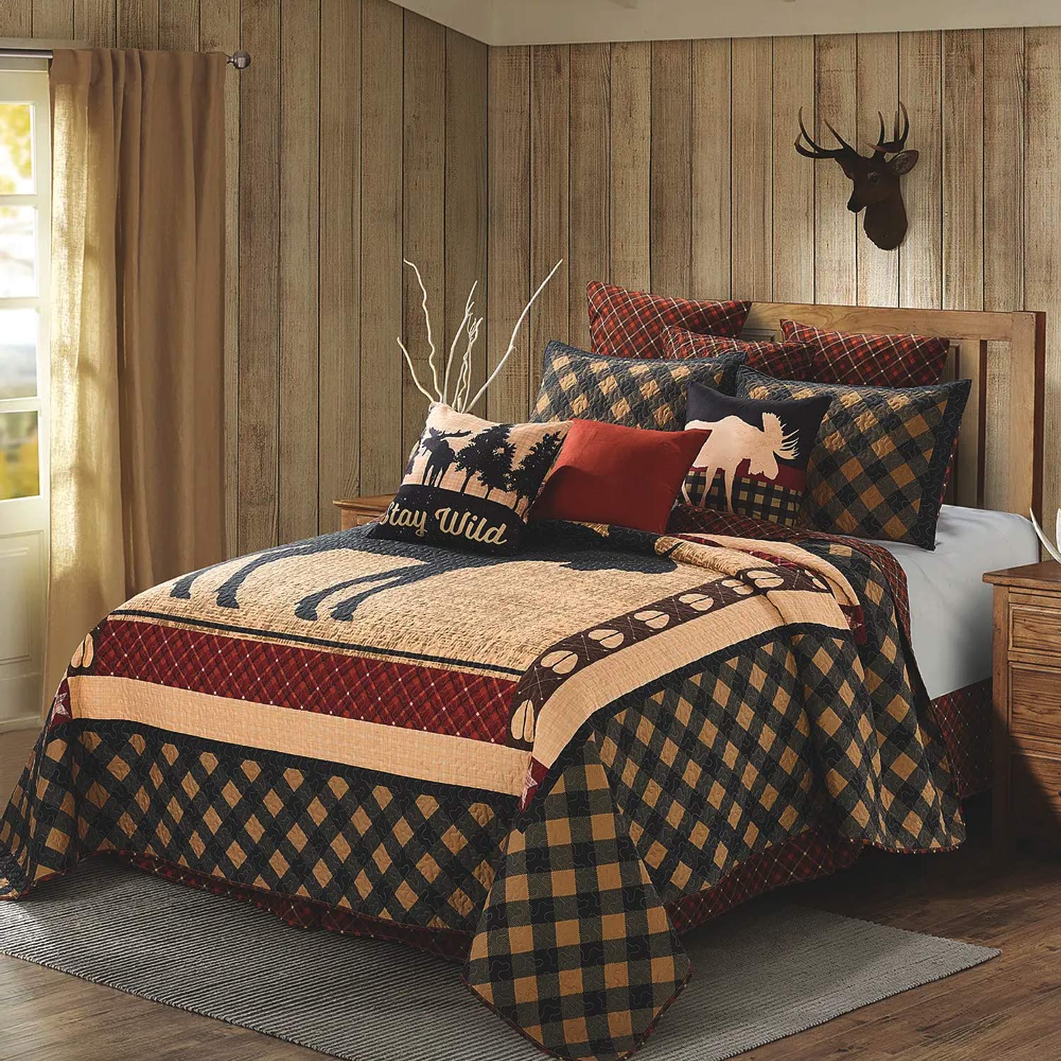 Virah Bella 3-Piece King Size Reversible Cabin Quilt Bedding Set - Wild Moose Black Red Rustic Country Patchwork Comforter with Decorative Pillow Shams | Cozy Lodge & Farmhouse Bedroom Decor