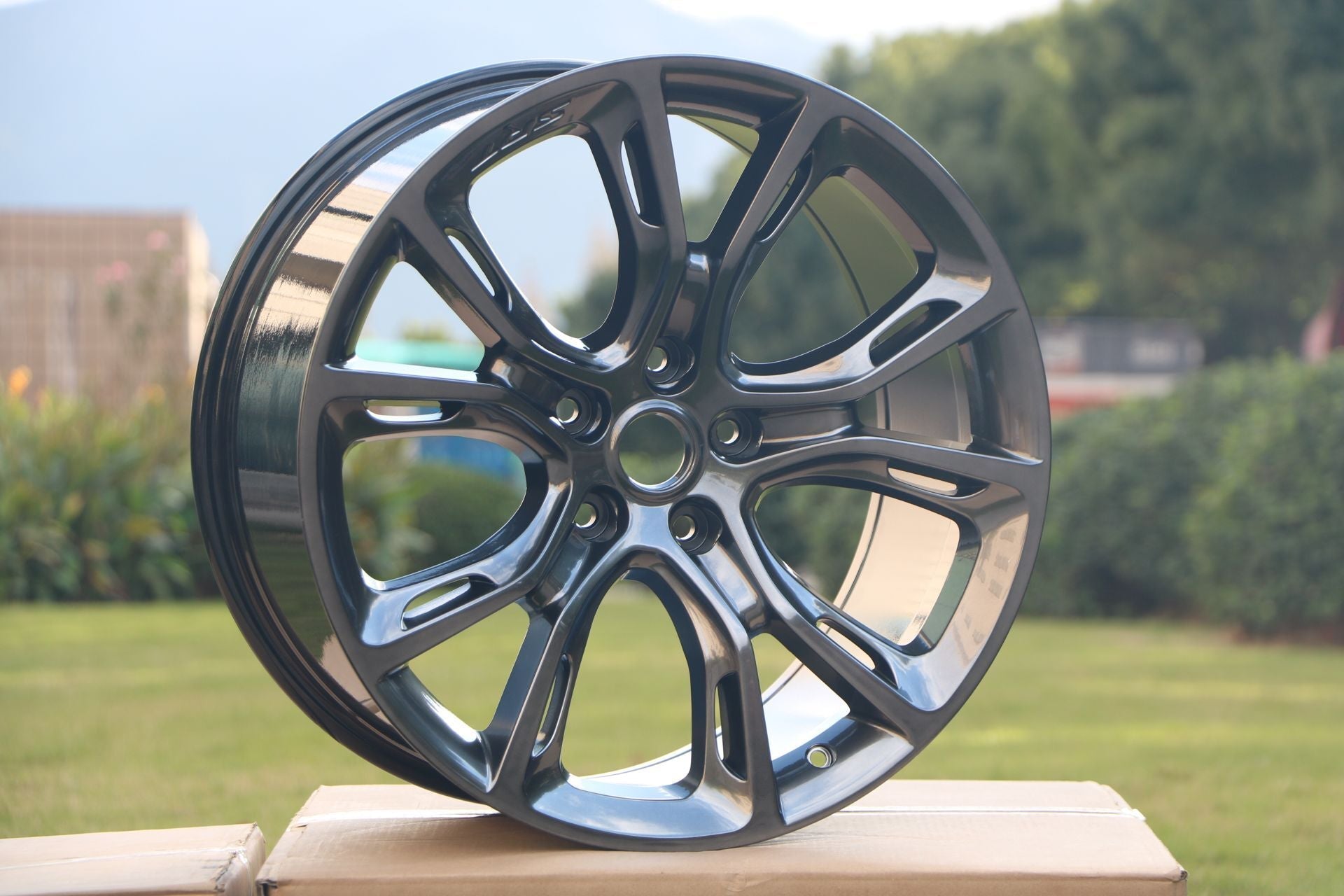 22-Inch Alloy Wheels for Jeep Grand Cherokee Overland Wrangler Sahara Rubicon Commander - Off-Road & Street Driving Upgrade