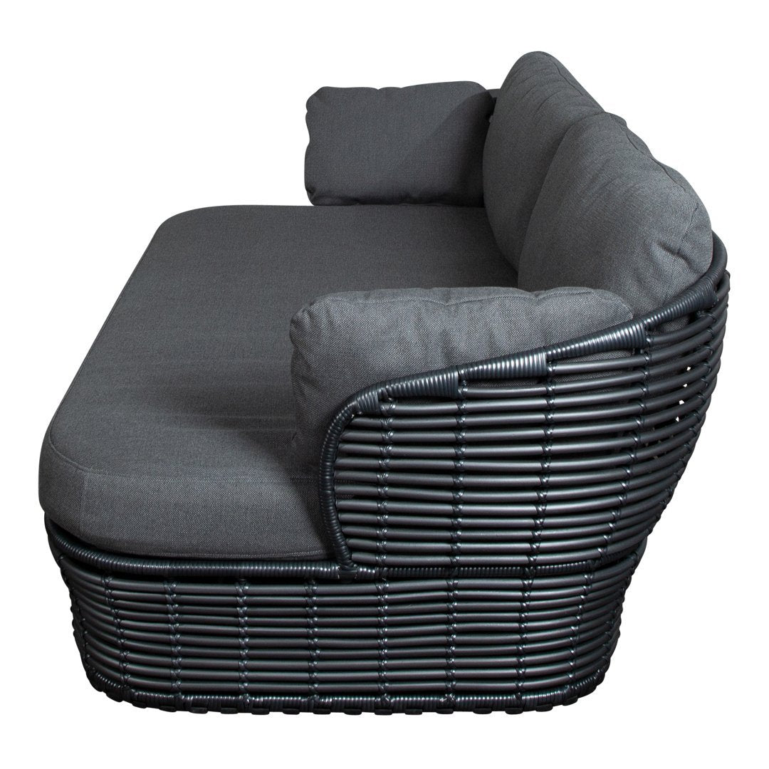 2 Seater Basket Wicker Sofa - Comfortable Rattan Loveseat for Living Room, Patio, or Balcony