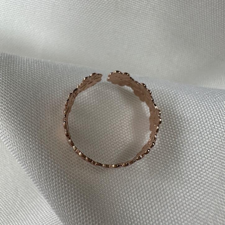 Rose Gold Dipped Sterling Silver Daisy Toe Ring - Elegant Floral Foot Jewelry for Beach, Summer & Boho Fashion