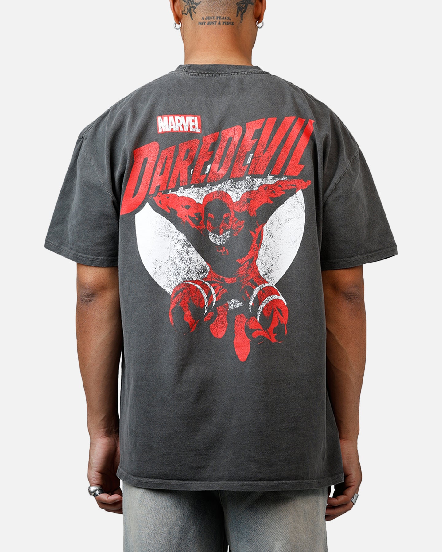 Marvel Daredevil Comic Heavyweight T-Shirt for Men - Black Washed Cotton Tee - Superhero Graphic Shirt for Cosplay, Comic Con & Casual Wear