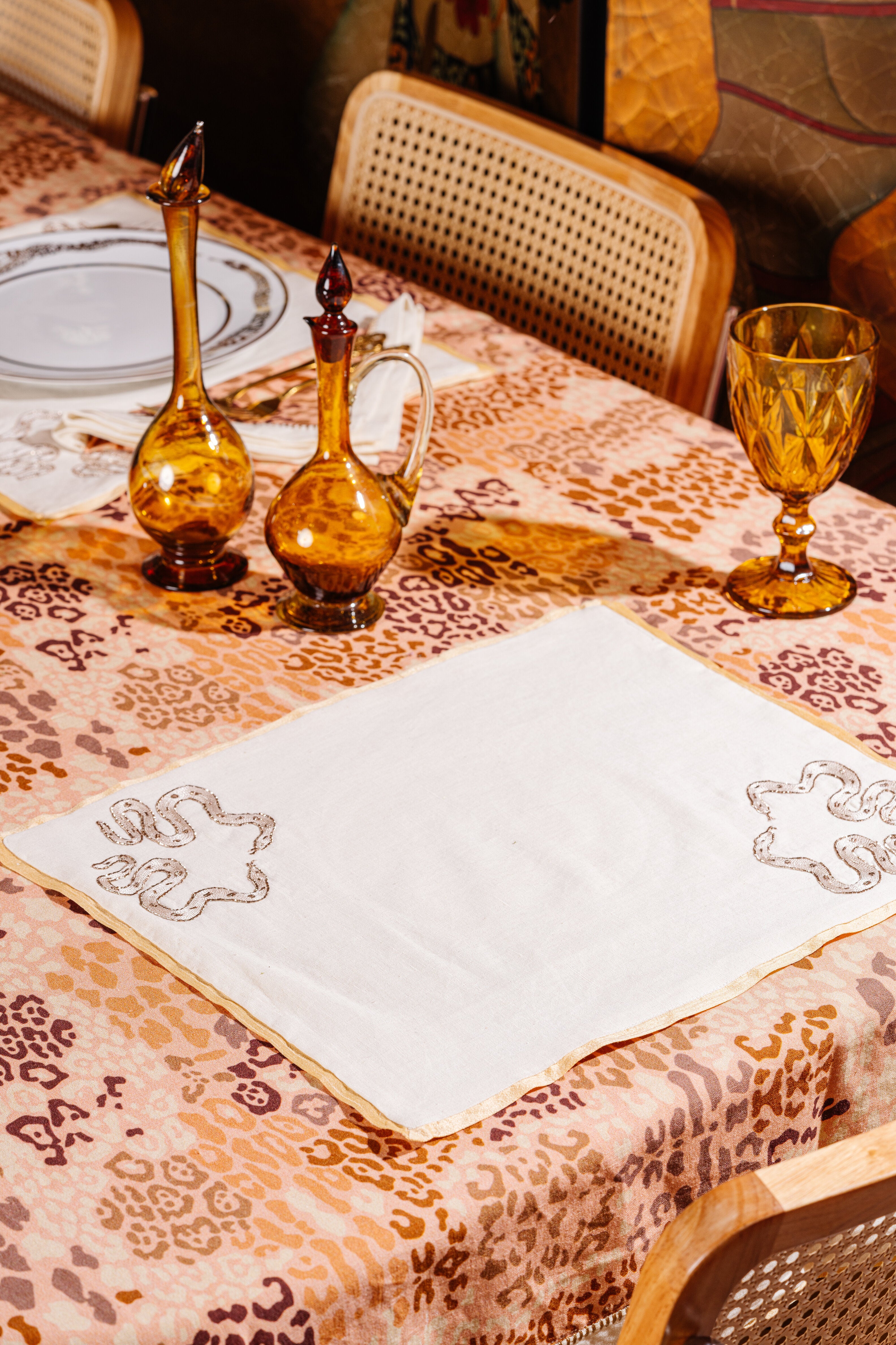 Golden Animal-Themed Non-Slip Placemats for Kids - Waterproof Dining Table Mats for Toddlers, Perfect for Mealtime, Playtime, and Party Decorations
