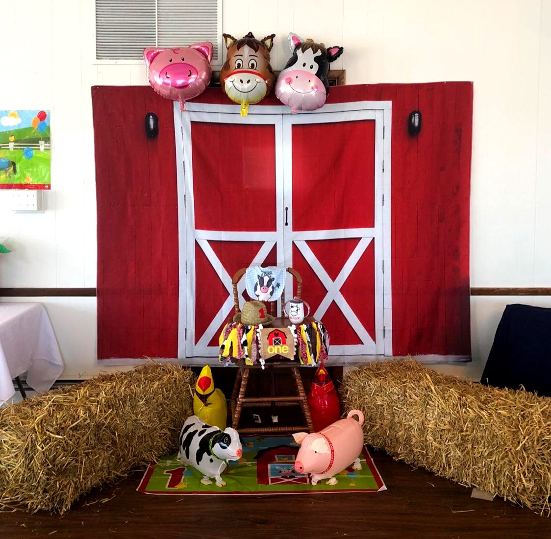 BINQOO 7x5ft Red Barn Door Photography Backdrop - Western Cowboy Party, Autumn Farm Theme, Chicken Coop & Barnyard Background for Kids Birthday, Baby Shower, Newborn Photos - Perfect for Western Decor, Rustic Events & Themed Photoshoots