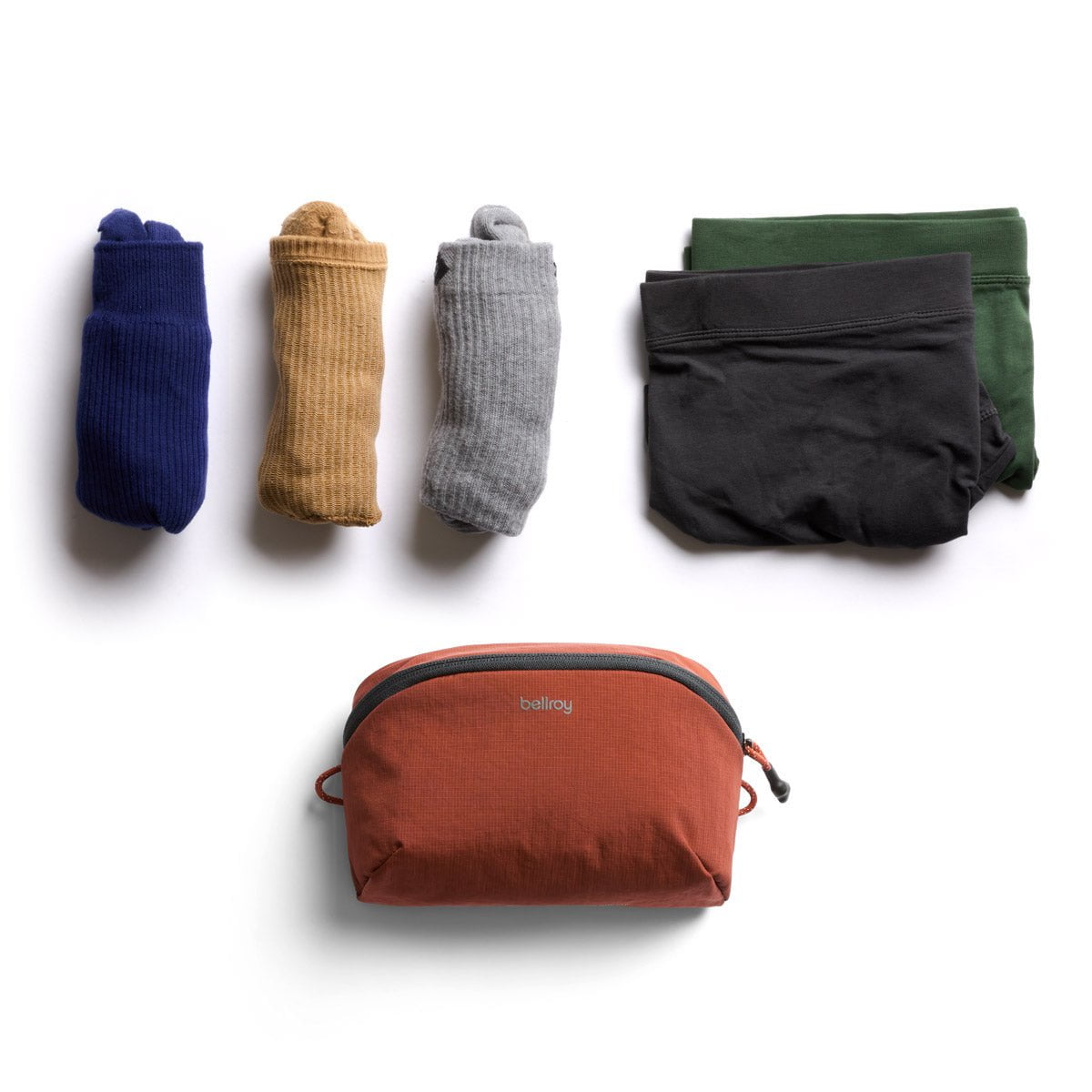 Bellroy Lite Packing Pouch 2L - Ultra Lightweight Travel Organizer for Toiletries, Electronics & Accessories | Perfect for Carry-On Luggage, Weekend Trips & Minimalist Packing