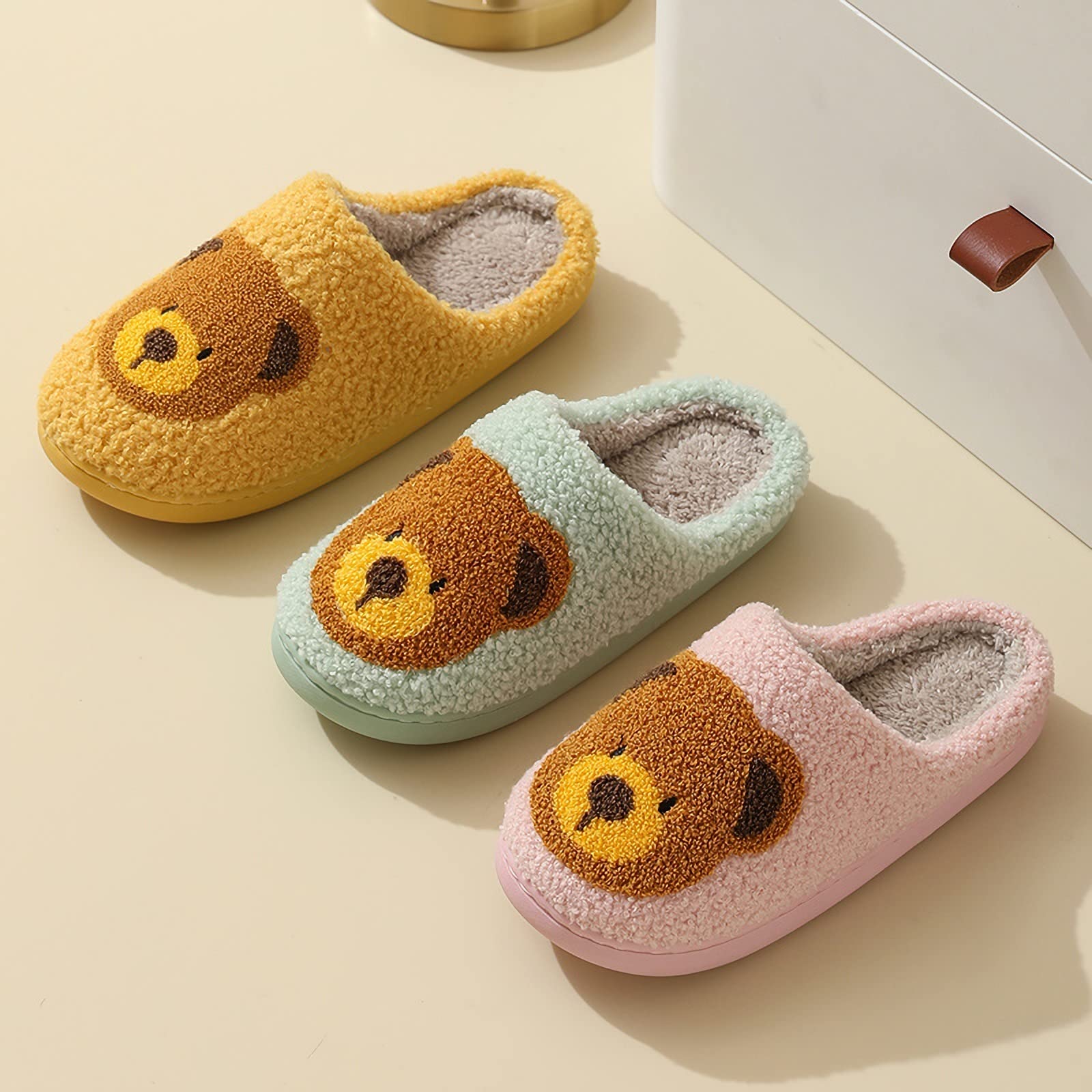 TYFLOVE Smiley Face Plush Slippers for Women, Men & Kids - Cozy Fuzzy House Shoes with Warm Fleece Lining - Soft Slip-On Indoor/Outdoor Slippers for Winter, Home, Office & Gifts