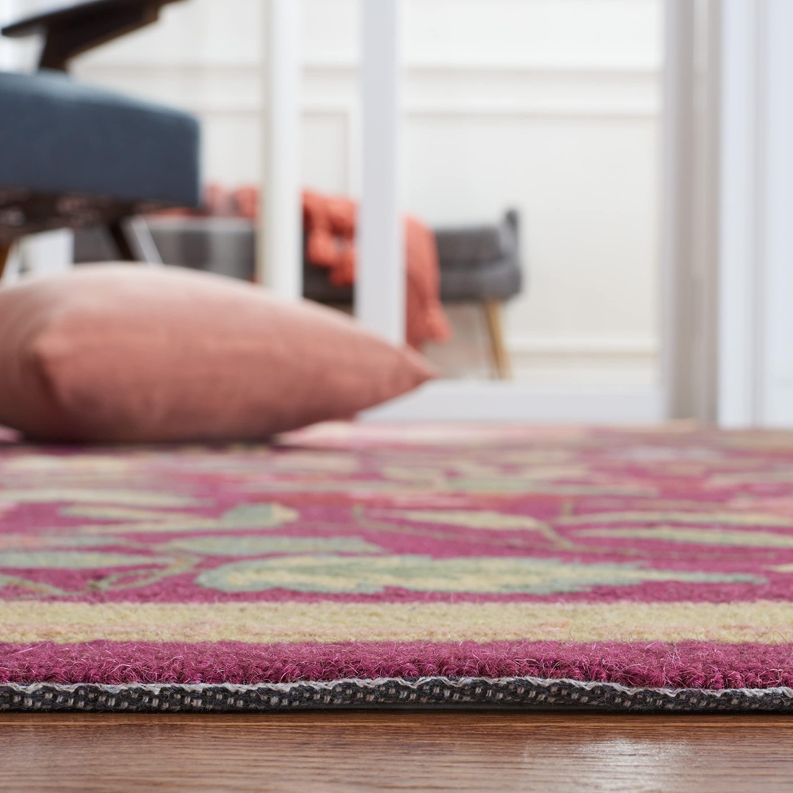 SAFAVIEH Chelsea Collection Hand-Hooked Wool Runner Rug - 2'6