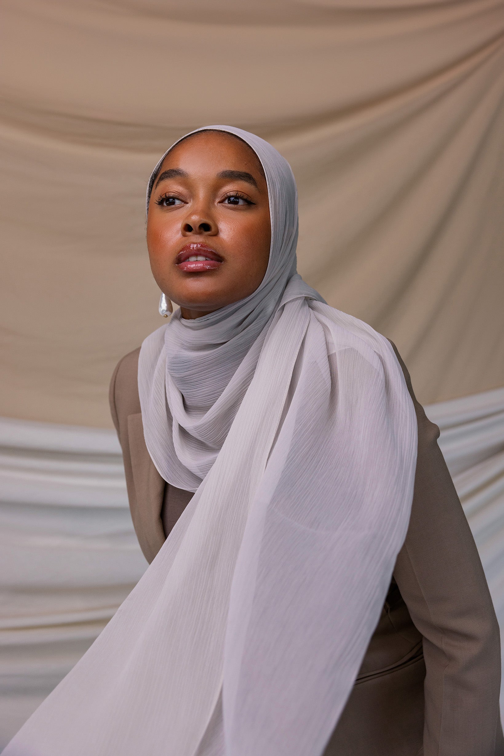 Elegant Sterling Silver Crinkle Chiffon Scarf - Lightweight & Versatile Fashion Accessory for Women - Perfect for Parties, Weddings & Everyday Wear