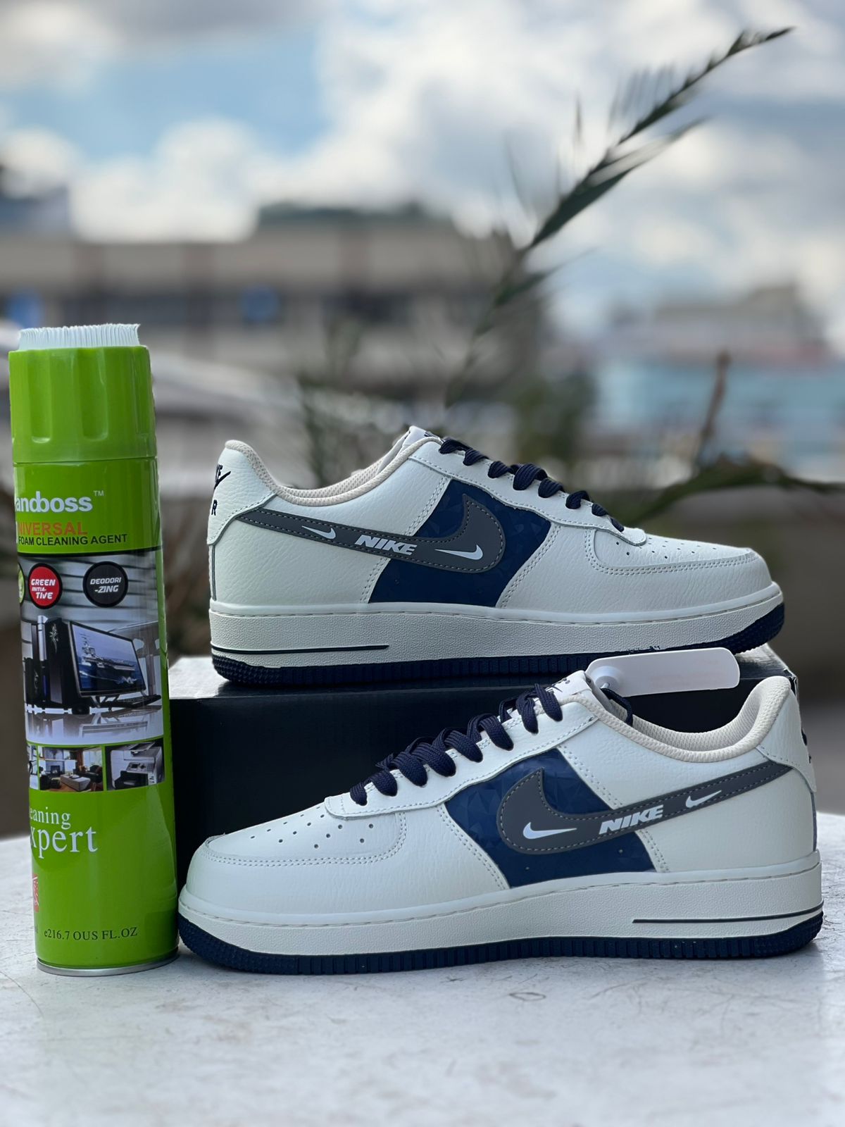 Custom Nike Air Force 1 Sneakers in White & Navy - Limited Edition The North Face Collaboration - Perfect for Streetwear & Outdoor Adventures