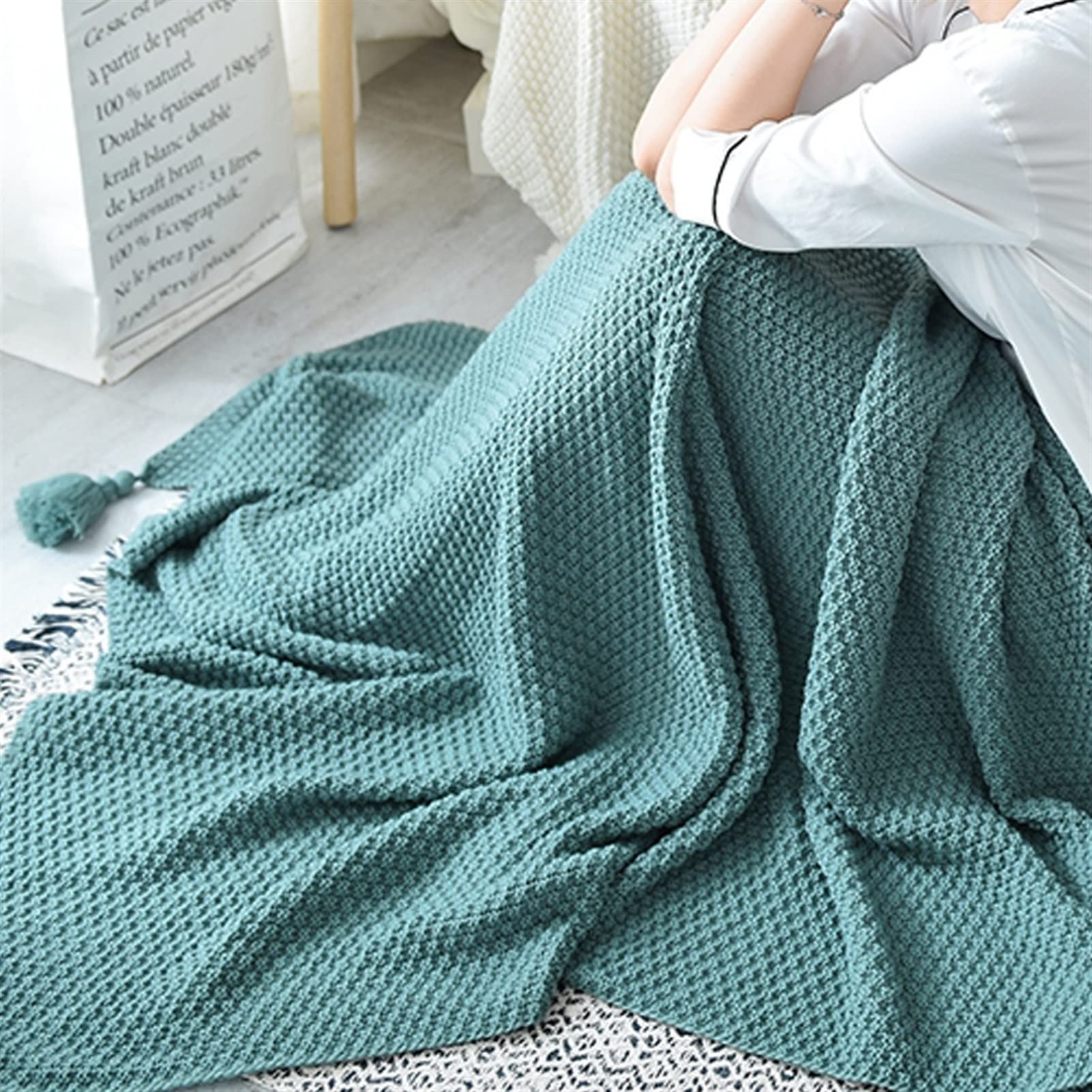 XWSM Knitted Throw Blanket - Soft Lightweight Cozy Warm Woven Textured Blanket with Decorative Tassels (130x170cm, Light Green) | Perfect for Farmhouse Decor, Couch, Bed, Sofa, Fall Season & Outdoor Use