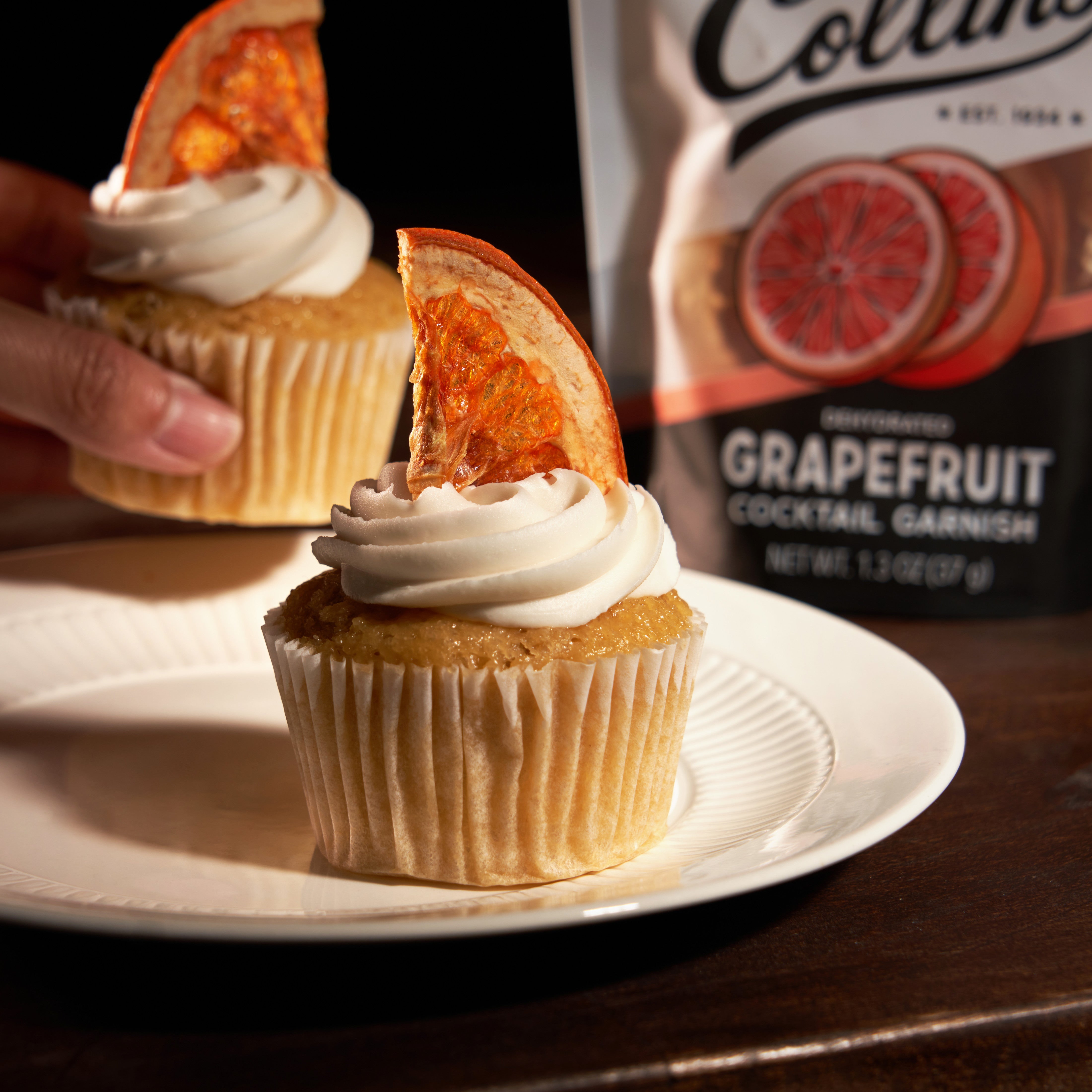 Dehydrated Grapefruit Slices for Cocktails - 1.3 oz Pack | Perfect Garnish for Drinks, Mocktails & Desserts | Vegan & All-Natural Cocktail Decorations