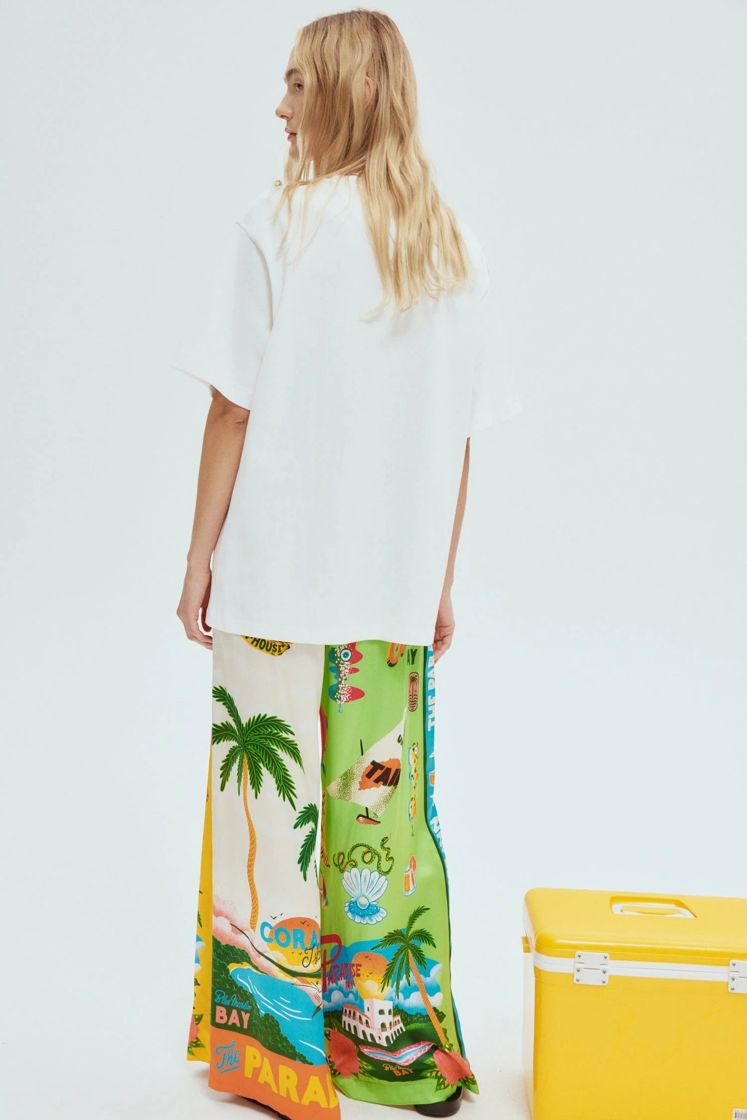 Preorder Banana Print T-Shirt - Soft Cotton Casual Tee for Men & Women - Perfect for Summer Outfits, Beach Vacations, and Fun Casual Wear