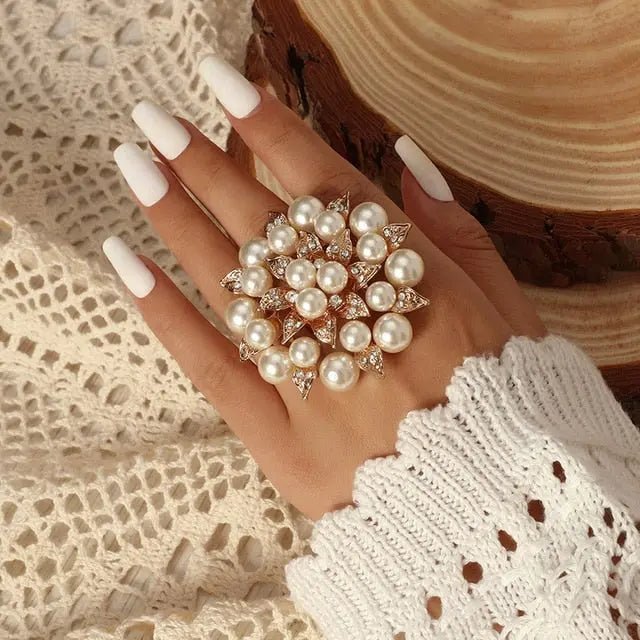 Luxury Large Pearl Crystal Rings for Women - Elegant Statement Jewelry for Weddings, Parties & Special Occasions