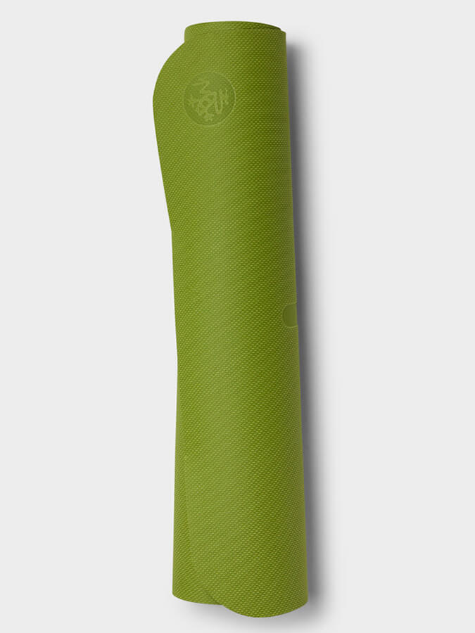 Manduka Begin Yoga Mat 5mm - Non-Slip Eco-Friendly Yoga Mat for Beginners & Professionals - Perfect for Home, Studio & Outdoor Yoga Practice