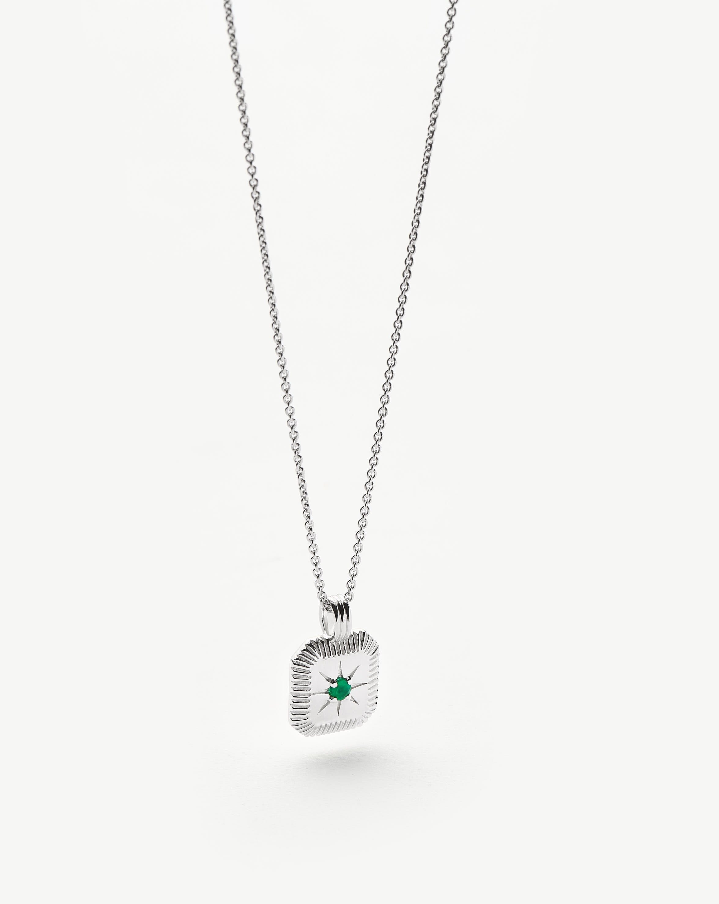 May Birthstone Necklace - Green Chalcedony Pendant for Women | Elegant Jewelry Gift for Mother's Day, Birthday & Anniversary | Perfect for Everyday Wear & Special Occasions