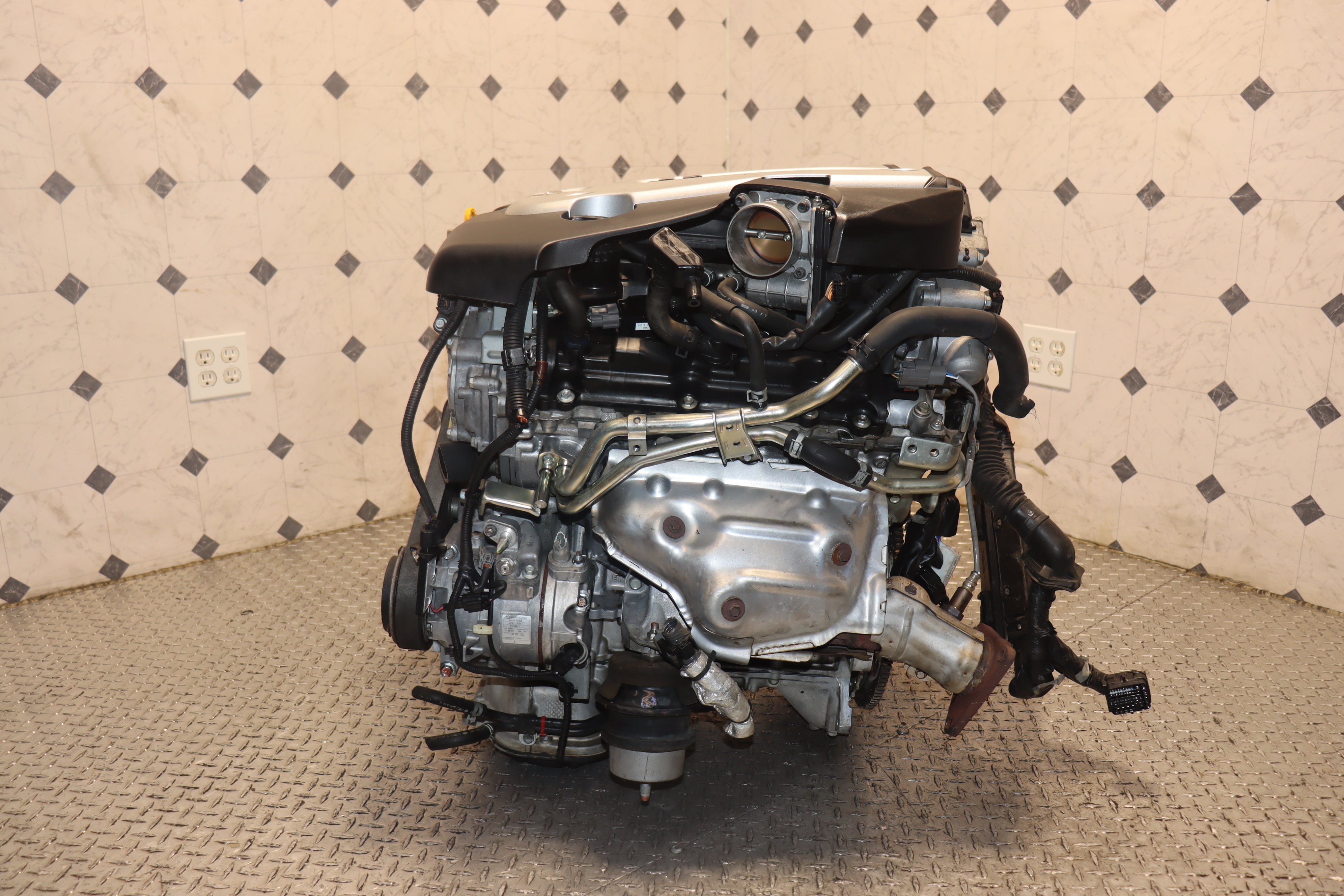 JDM VQ37VHR Engine 3.7L High Rev Motor - Compatible with 2009-2019 Nissan 370Z, 2009-2017 Infiniti G37, 2011-2013 M37 & FX37 (VVEL Technology) - Perfect for Performance Upgrades & Engine Replacement