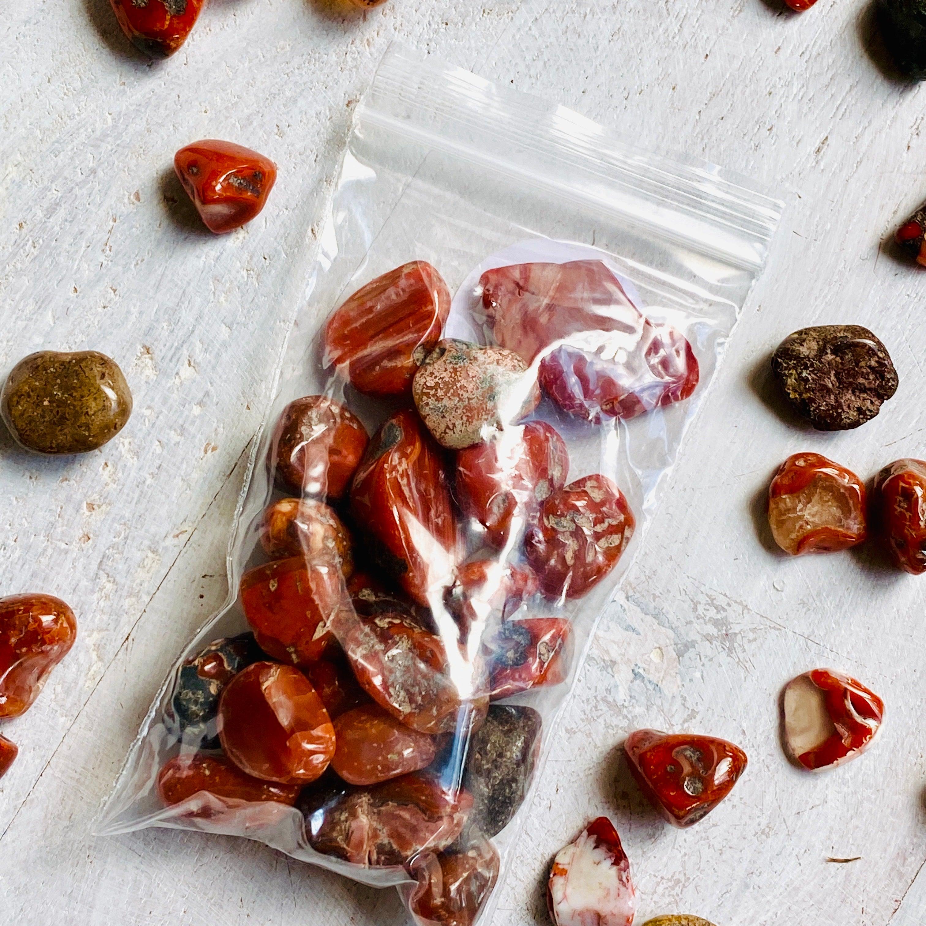50g Mini Tumbled Red Agate Stones - Natural Healing Chips for Jewelry Making, Crystal Grids & Meditation - Perfect for DIY Crafts, Home Decor & Spiritual Practices