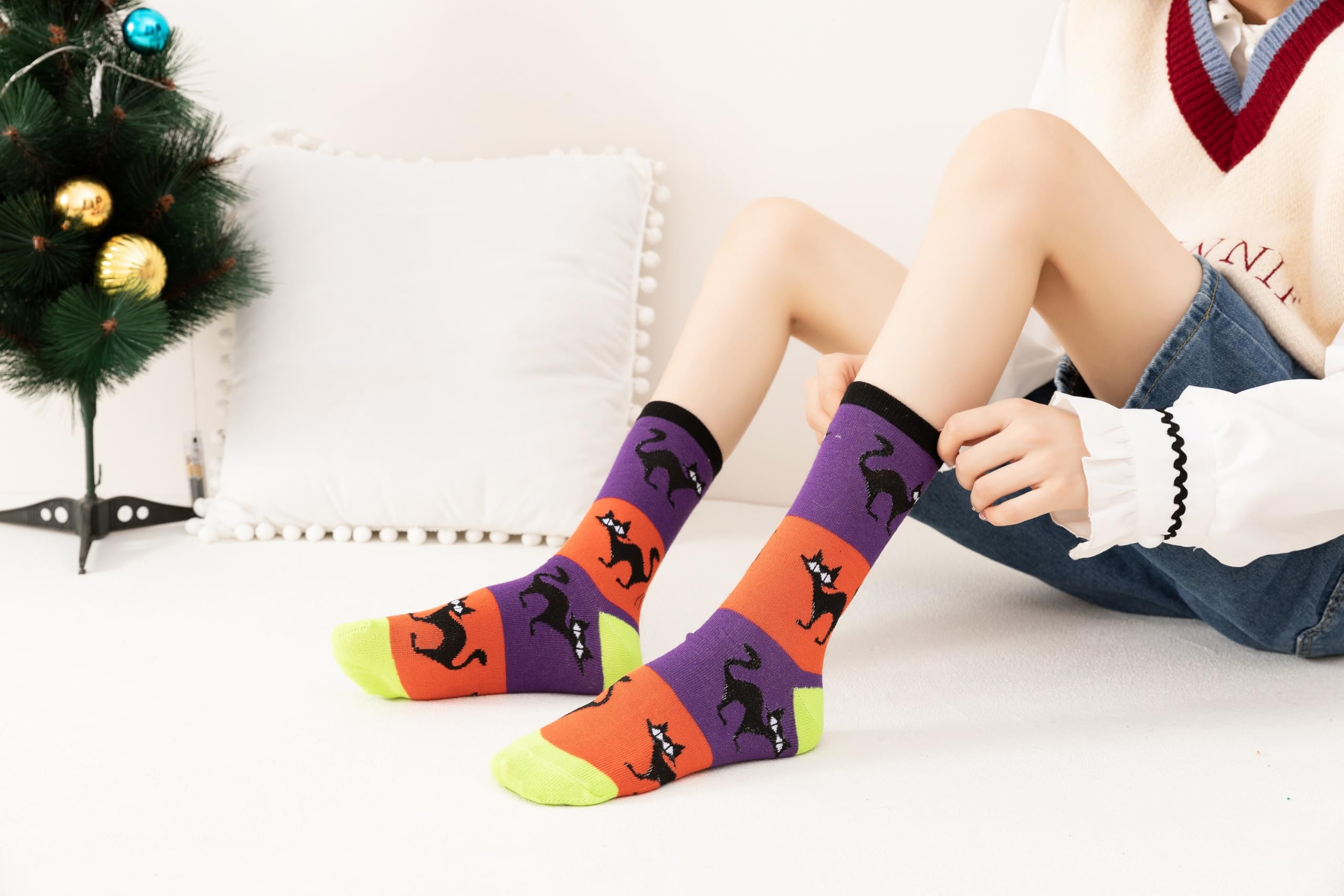 Gilbins 12-Pack Halloween Socks - Bats, Pumpkins & Ghosts Print Crew Socks for Men & Women | Novelty Halloween Gift Set | Perfect for Costume Parties, Trick-or-Treating & Spooky Season Outfits