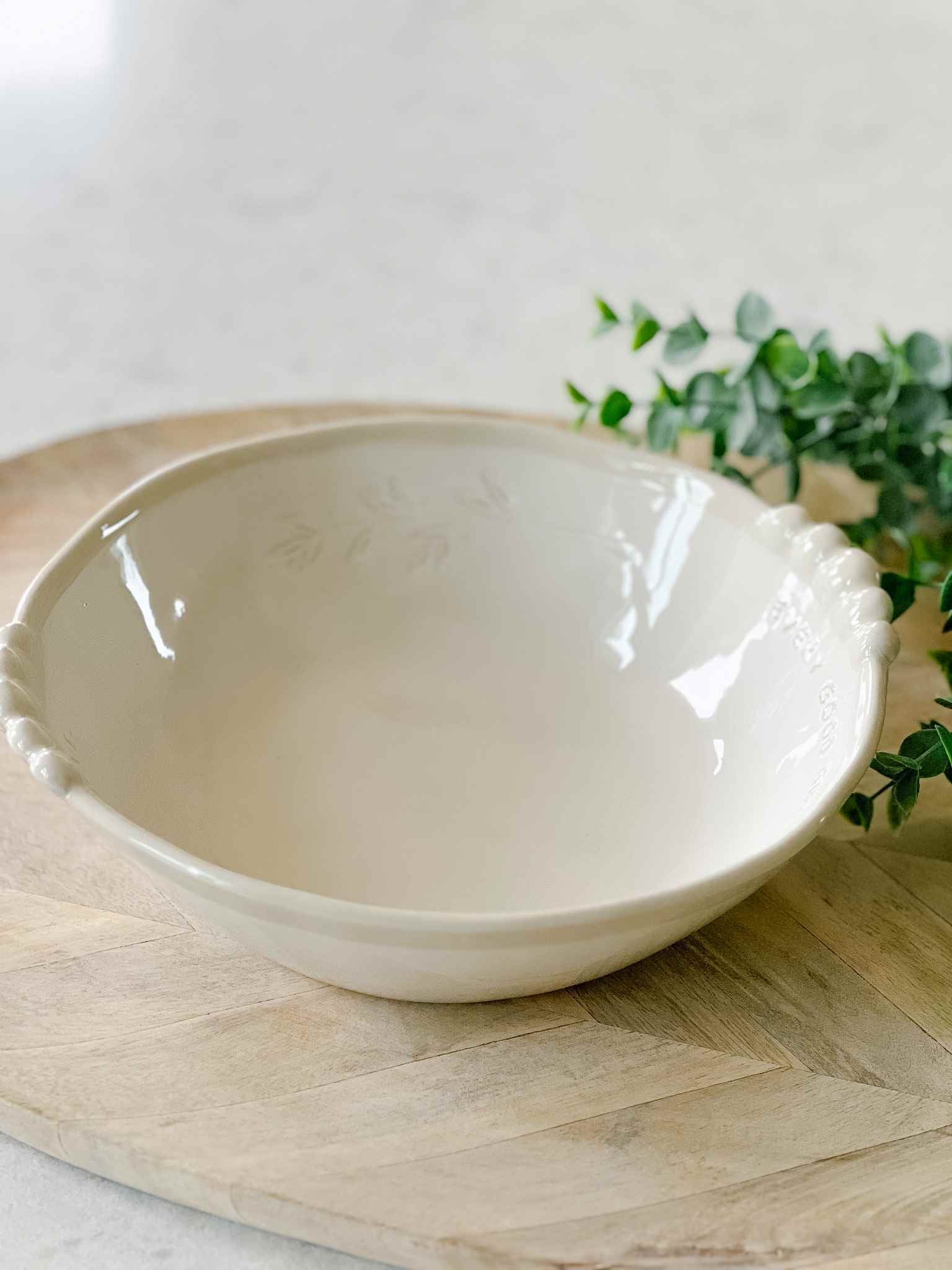 Every Good Gift Serving Bowl - Elegant Ceramic Bowl for Salads, Pasta & Desserts - Perfect for Dinner Parties, Holidays & Family Gatherings