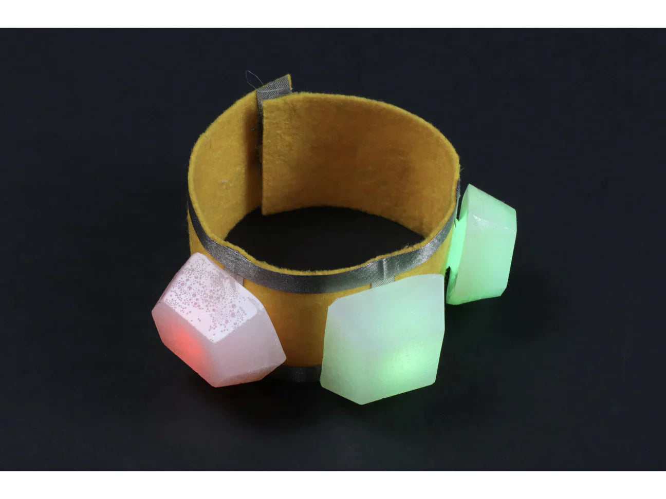 Wearable Circuits Classroom Set - STEM Learning Kit for Kids | Hands-on Electronics & Coding Education | Perfect for School Projects & Maker Spaces