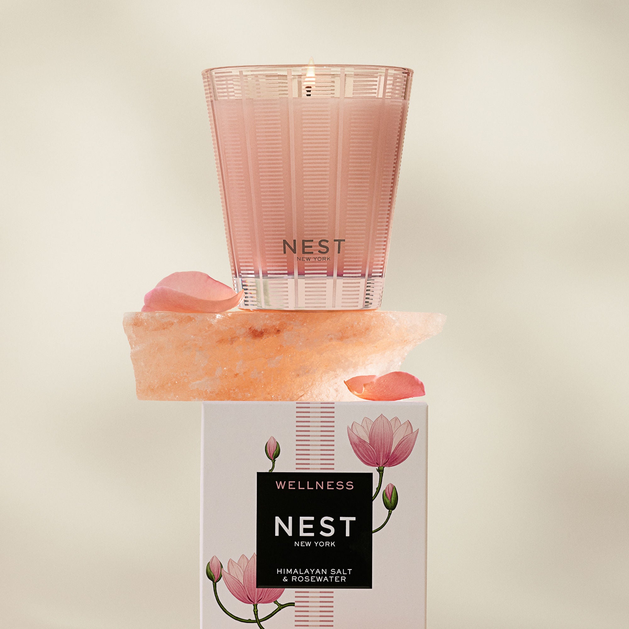 Himalayan Salt & Rosewater Scented Candle - Natural Aromatherapy for Relaxation, Meditation & Home Decor - Perfect for Spa, Yoga & Bedroom Ambiance