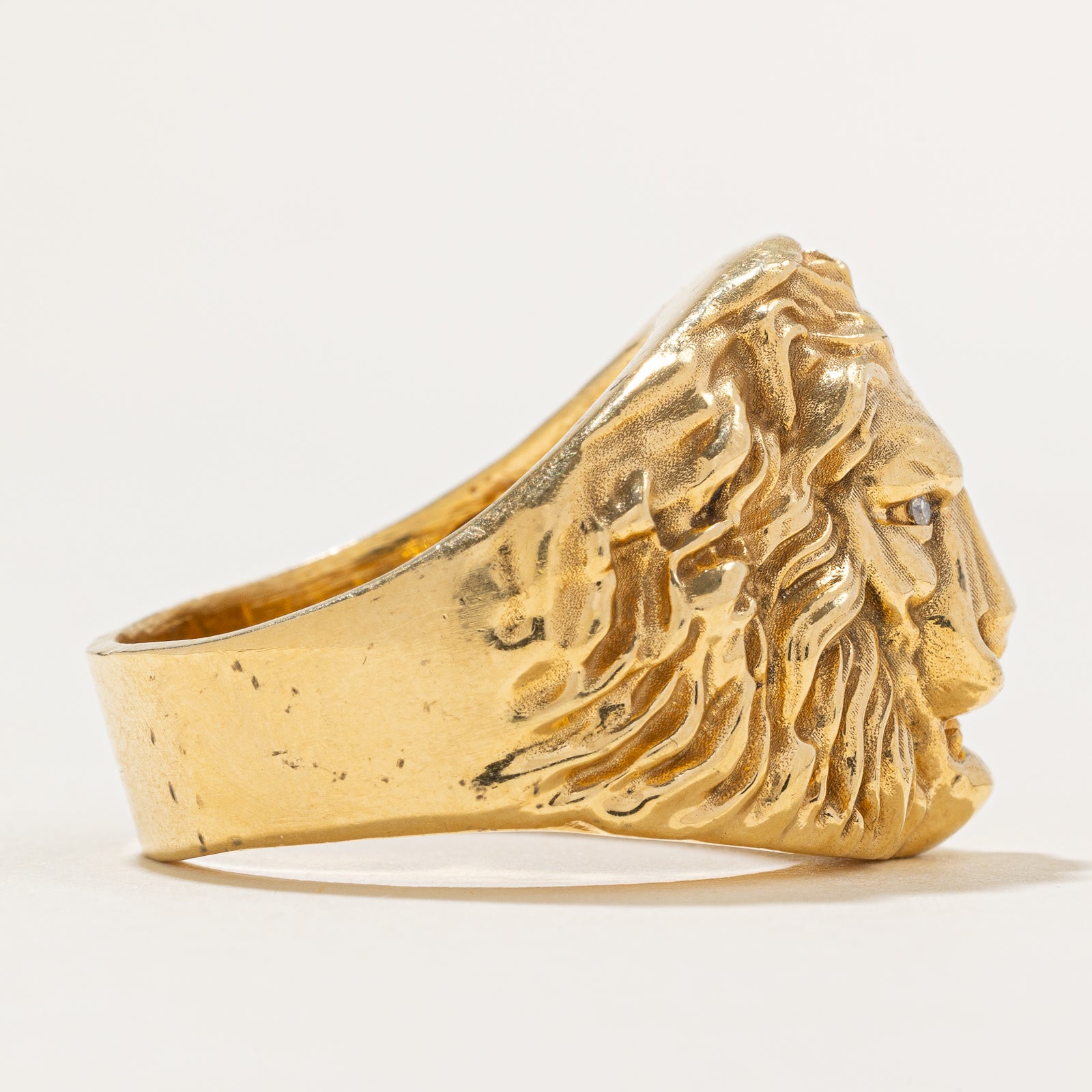 0.01ctw Diamond Lion Head Ring for Men - Size 11 | Elegant & Durable Jewelry for Gifts, Weddings & Special Occasions