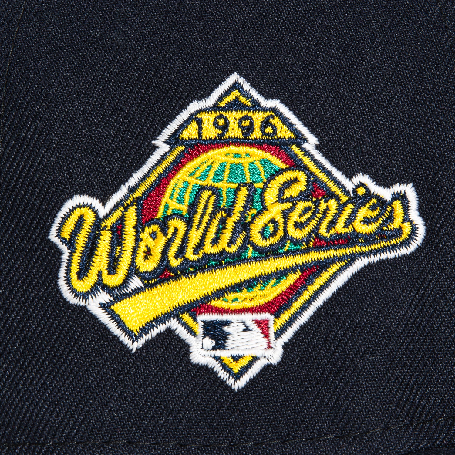 New Era 59Fifty Glow in The Dark Chain Stitch New York Yankees 1996 World Series Patch Snapback Hat - Navy Blue Baseball Cap for Men, Game Day & Streetwear Fashion