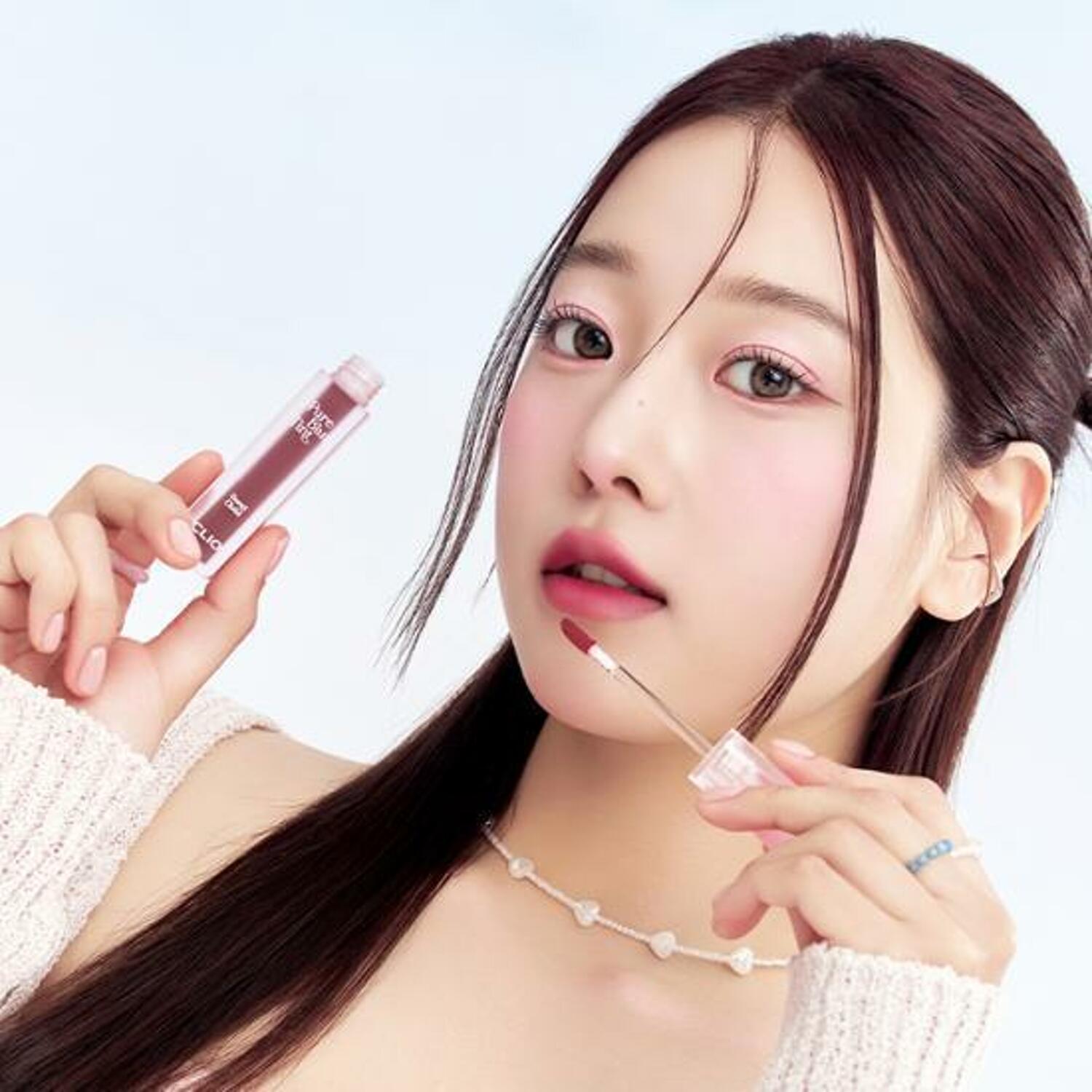 CLIO Pure Blur Tint 4.3g - Long Lasting Matte Lip Tint with Moisturizing Formula | Perfect for Everyday Wear, Date Night & Special Occasions