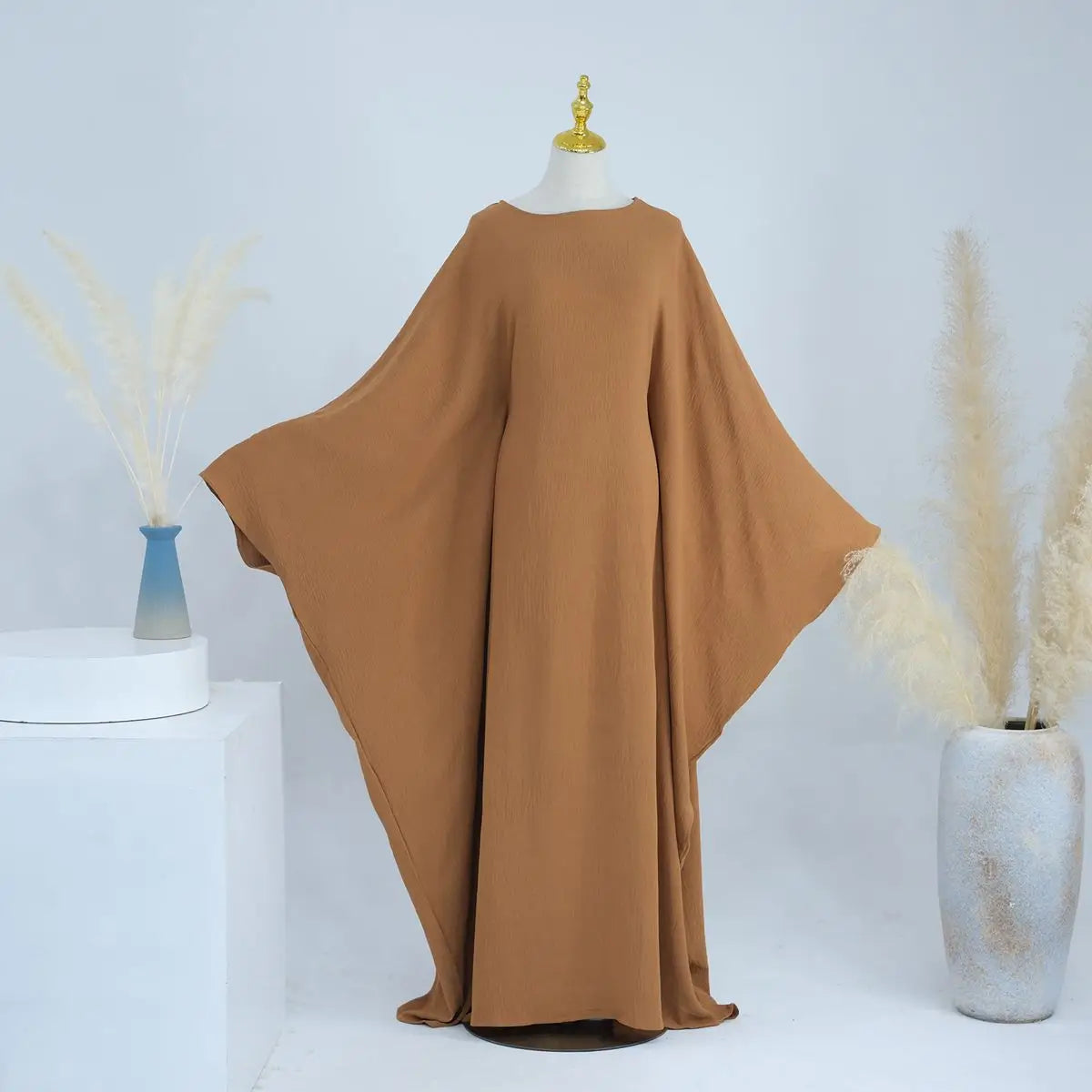 Wrinkle-Free Fabric Batwing Sleeve Farasha Abaya Dress with Inner Belt - Elegant Muslim Women's Prayer Dress for Special Occasions & Daily Wear