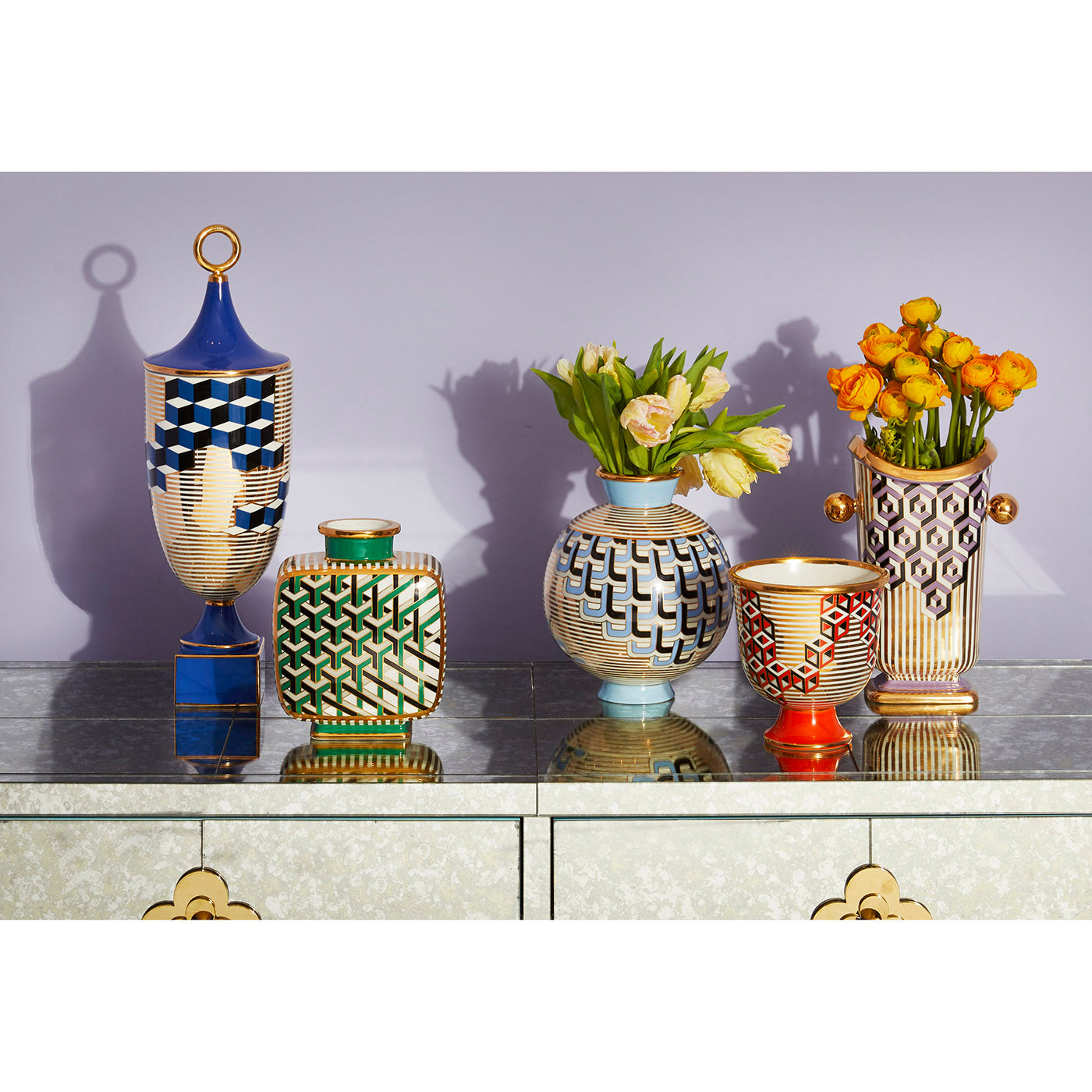 Versailles Cube Urn - Elegant Modern Cremation Urn for Ashes - Perfect for Home Memorials, Funeral Services & Keepsakes
