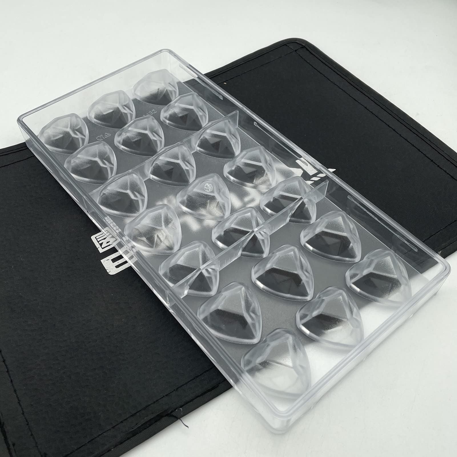 Premium Diamond Heart Chocolate Mold - Polycarbonate Candy Tray for Valentine's Gifts, Wedding Favors & DIY Desserts - Perfect for Chocolate Making, Candy Crafts & Baking Decorations