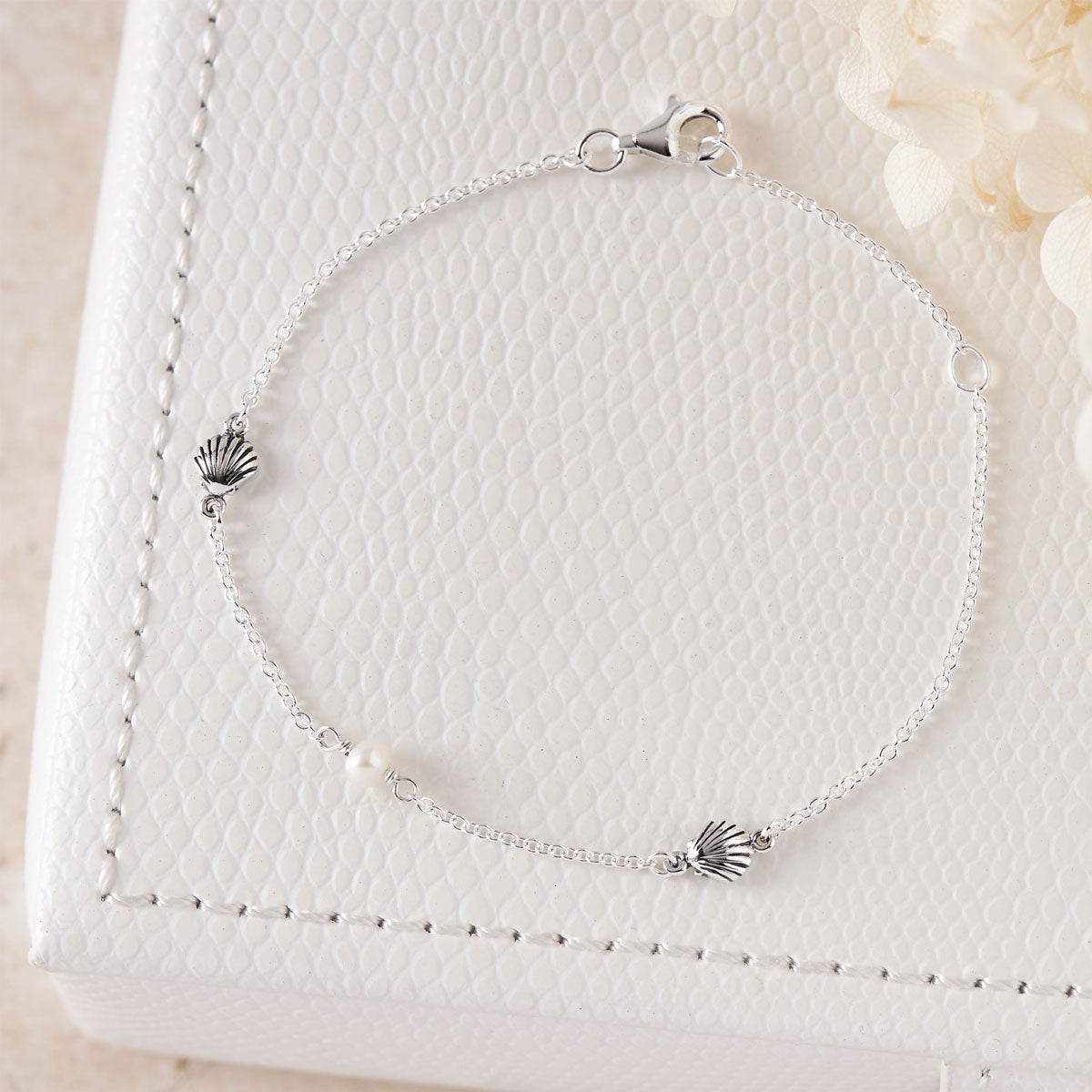 Elegant Oceanic Pearl Bracelet for Women - Natural White Pearl Jewelry Gift for Wedding, Party & Special Occasions