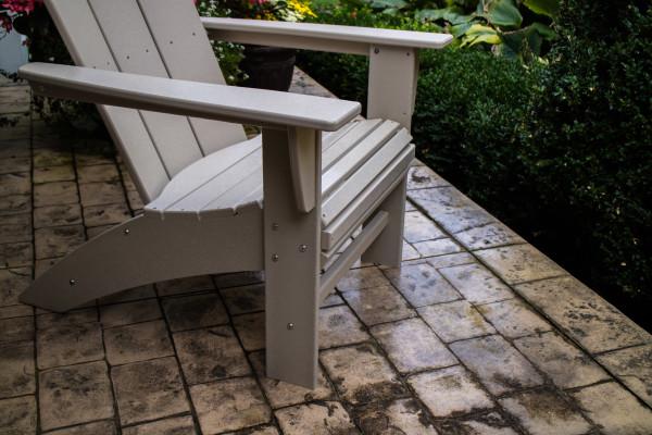 Polywood Black Modern Curveback Adirondack Chair - Outdoor Patio Furniture, Weather-Resistant Recycled Plastic - Perfect for Garden, Poolside & Backyard Relaxation