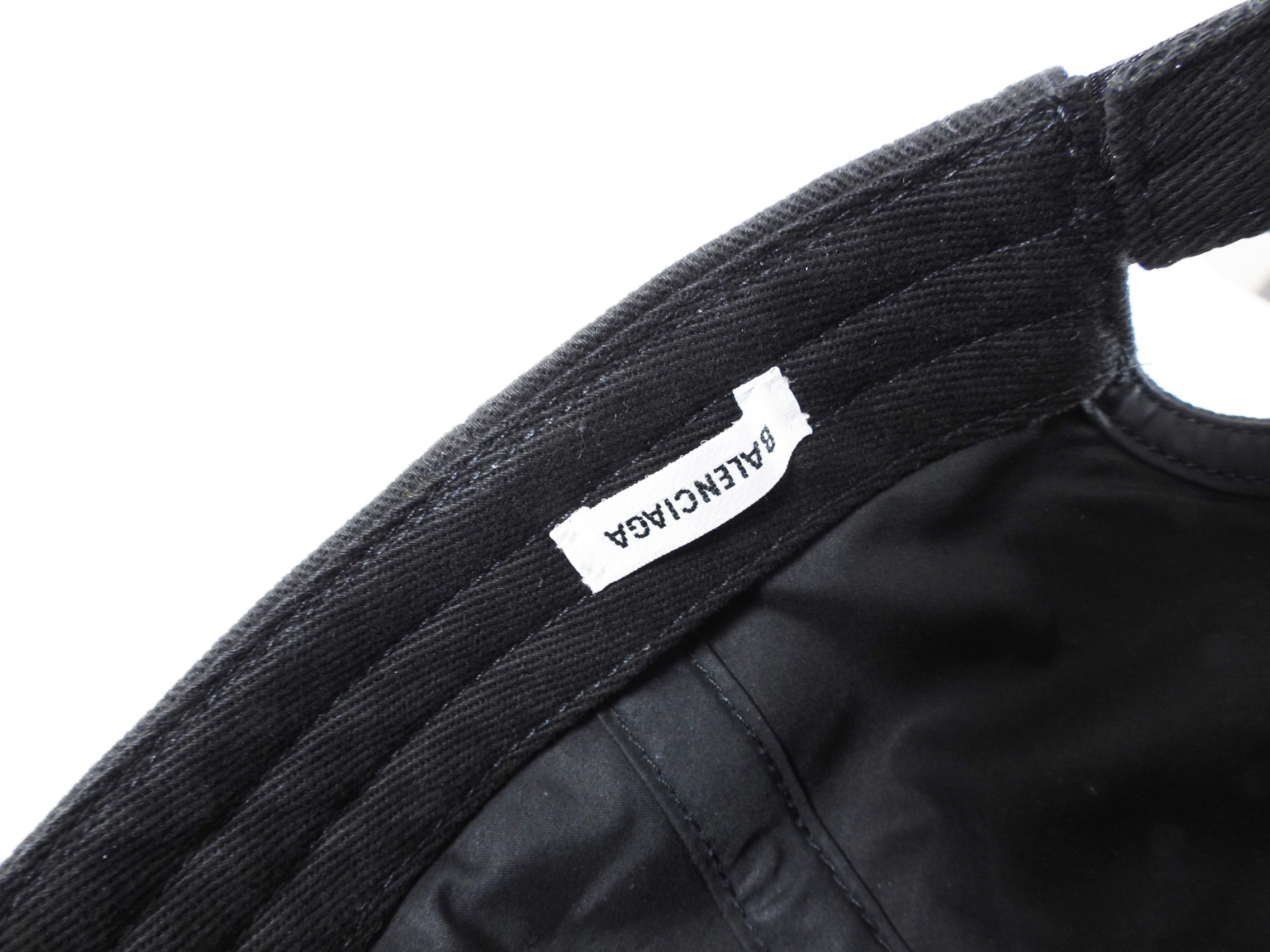 Balenciaga Black Mastercard Logo Cap Hat - Stylish Designer Baseball Cap for Men & Women - Perfect for Streetwear, Casual Outfits & Travel