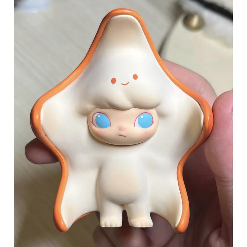 DIMOO Aquarium Series STARFISH Collectible Figure - Cute Ocean Animal Decor for Home, Office & Fish Tank Display