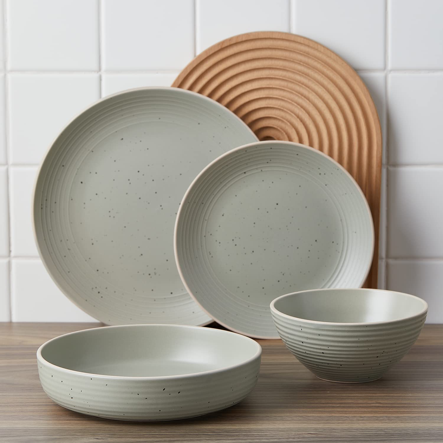 Lauren Modern Stoneware 32-Piece Round Dinnerware Set - Plates & Bowls for 8, Green | Elegant Stoneware Dinner Set for Family Gatherings, Dinner Parties & Everyday Use